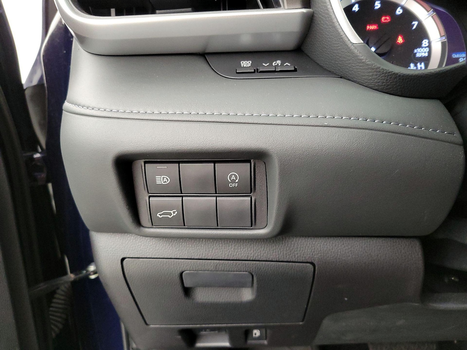 2023 Toyota Highlander XLE - Photo 14