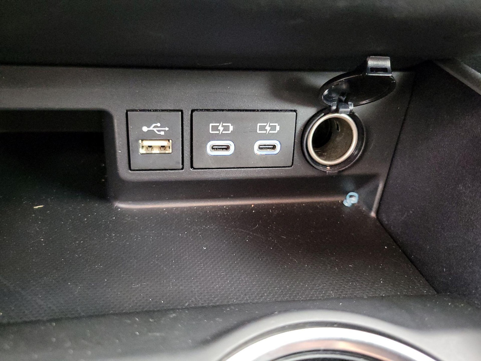 2023 Toyota Highlander XLE - Photo 19