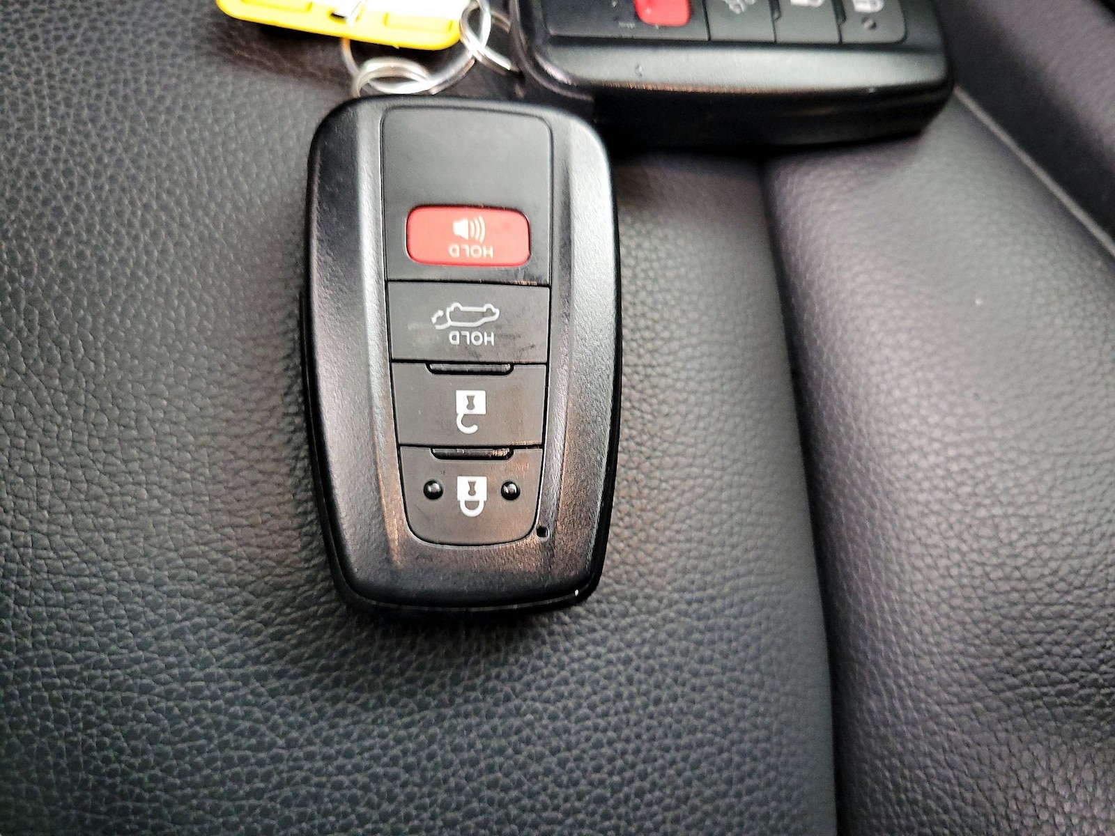 2023 Toyota Highlander XLE - Photo 25