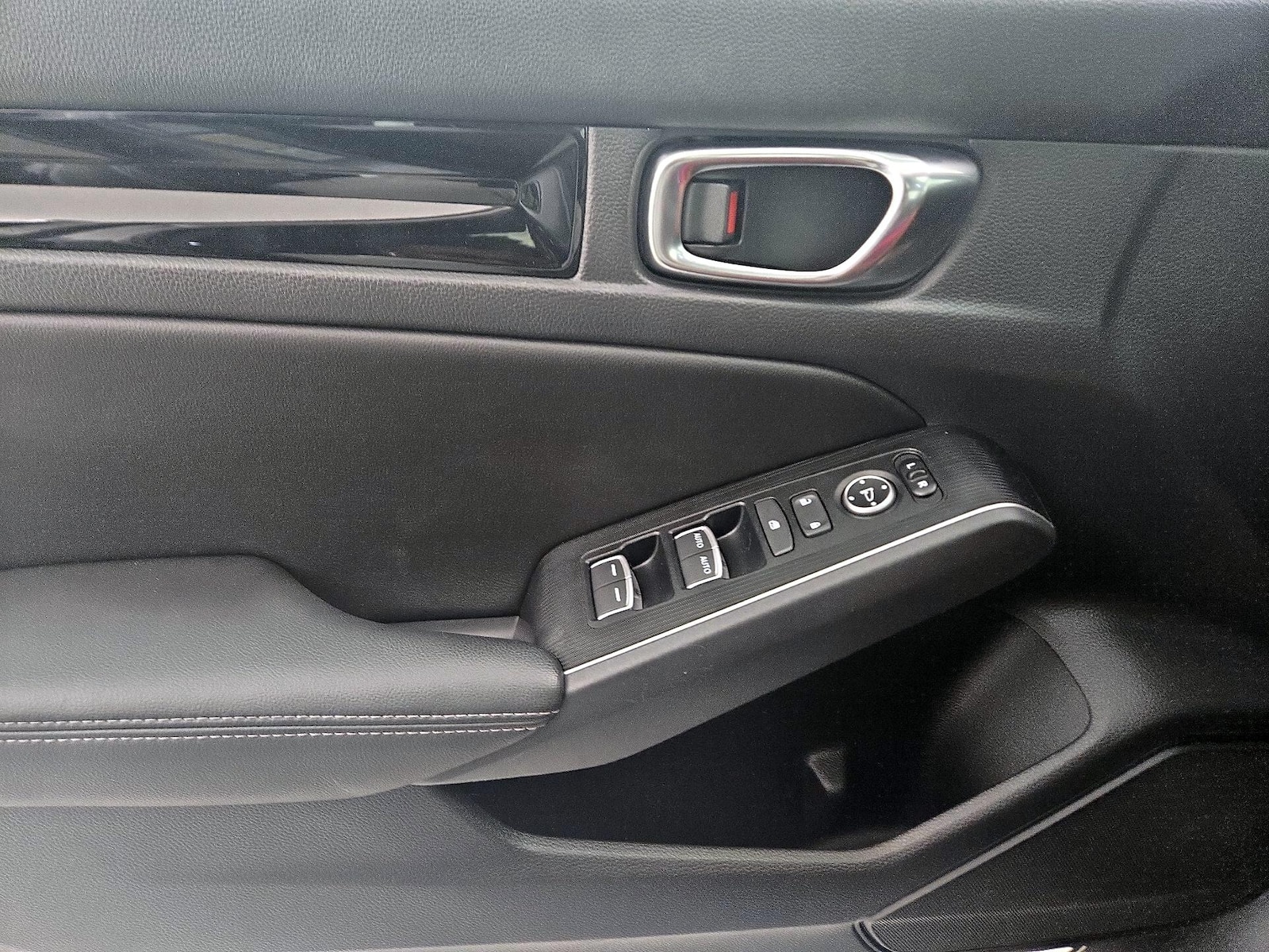 2022 Honda Civic Hatchback Sport Touring - Photo 13