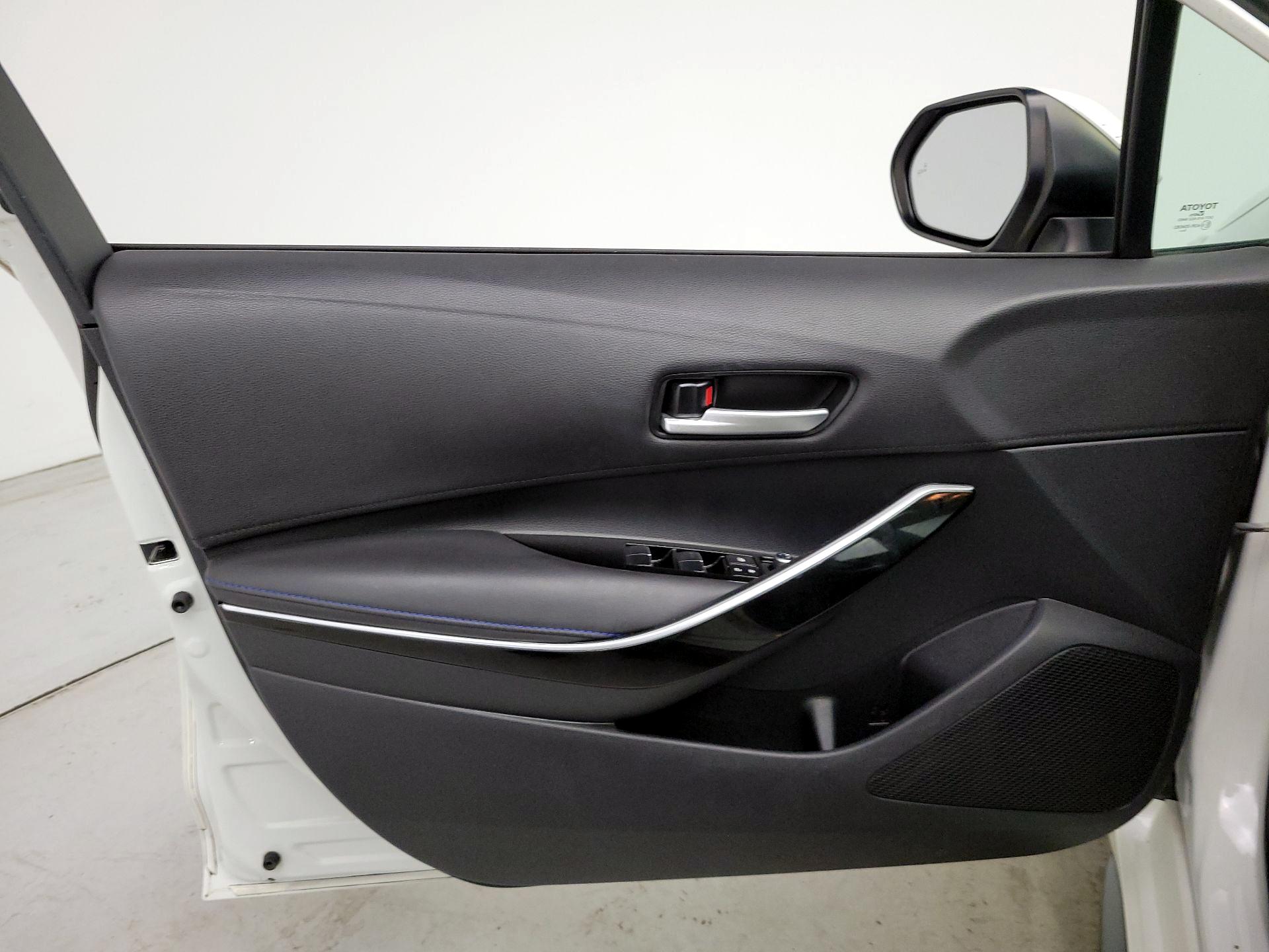 Thumbnail: 2020 Toyota Corolla - 12