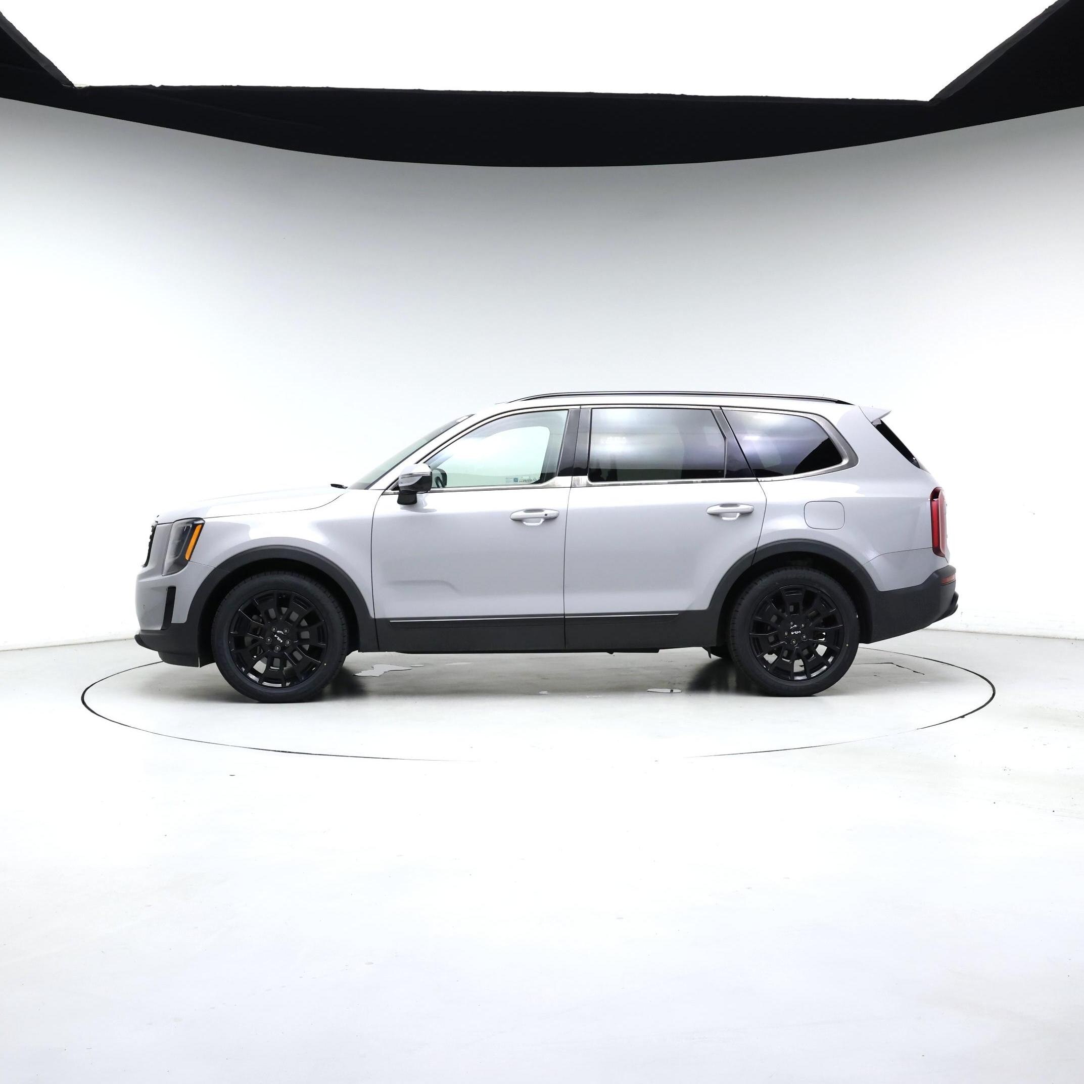 Thumbnail: 2022 Kia Telluride - 3