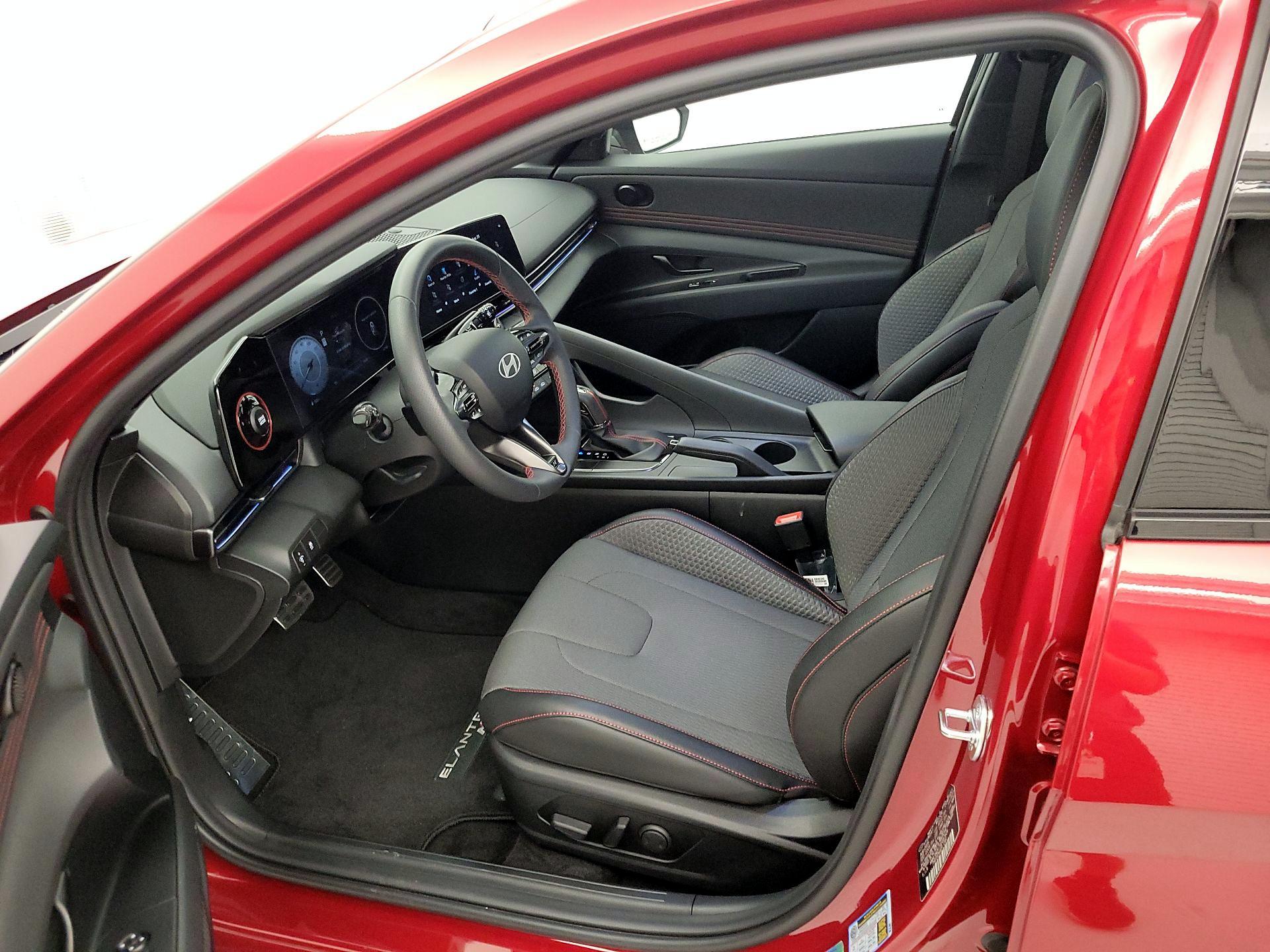 Thumbnail: 2025 Hyundai Elantra - 9