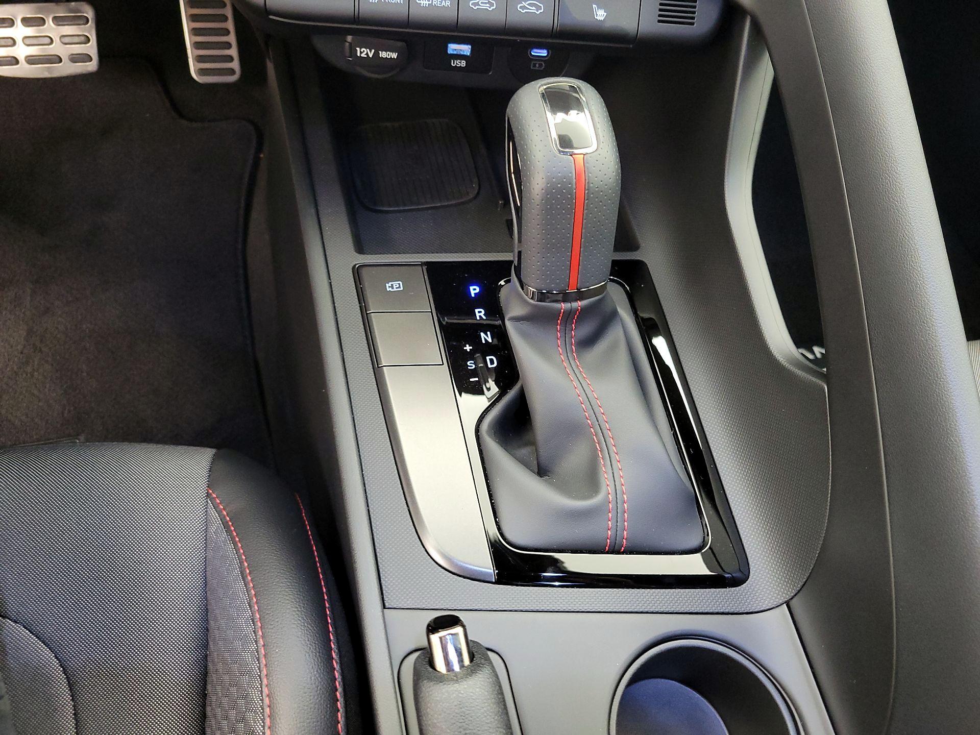 Thumbnail: 2025 Hyundai Elantra - 15
