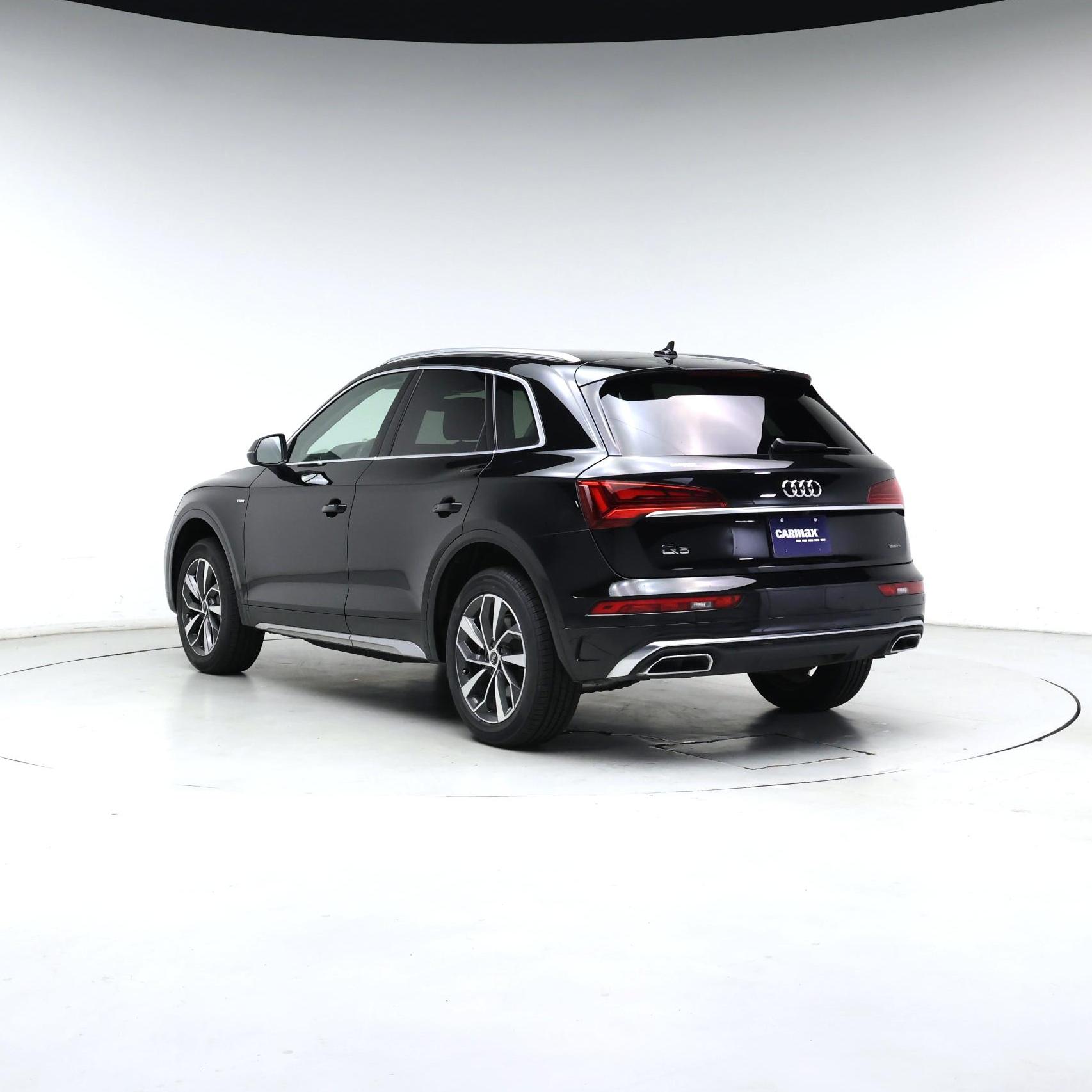 Thumbnail: 2023 Audi Q5 - 2