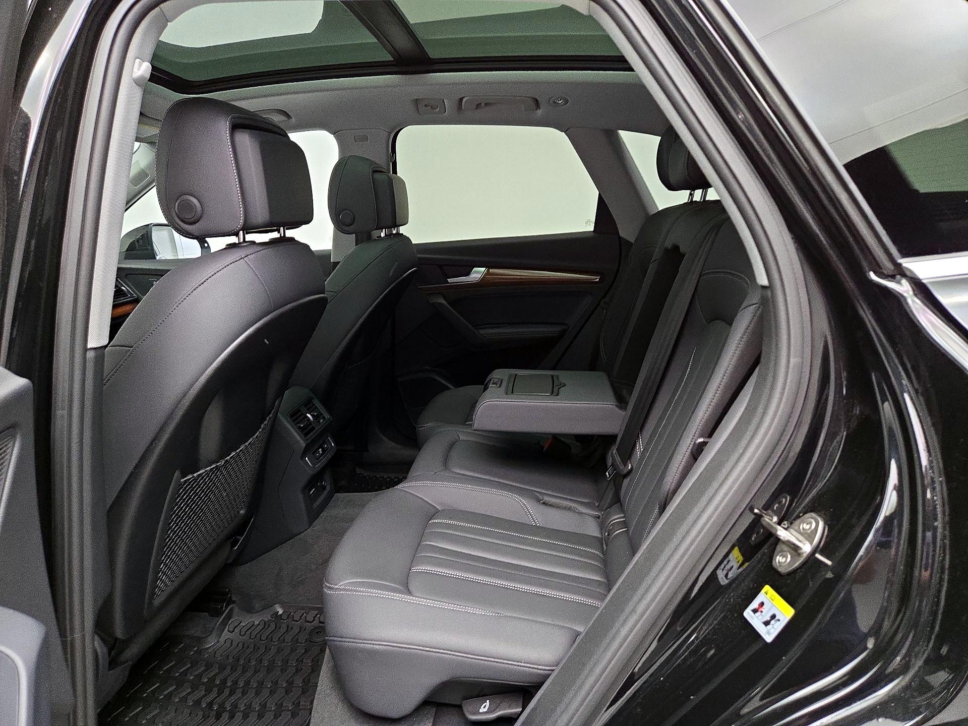 Thumbnail: 2023 Audi Q5 - 20