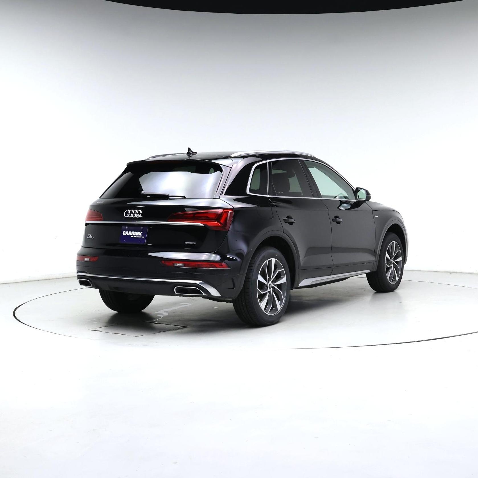 Thumbnail: 2023 Audi Q5 - 8
