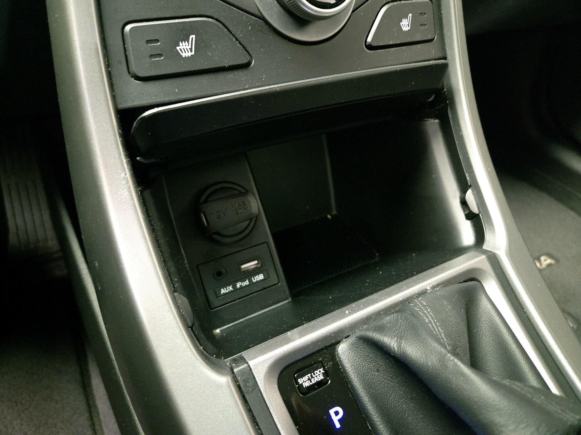 Thumbnail: 2014 Hyundai Elantra - 18