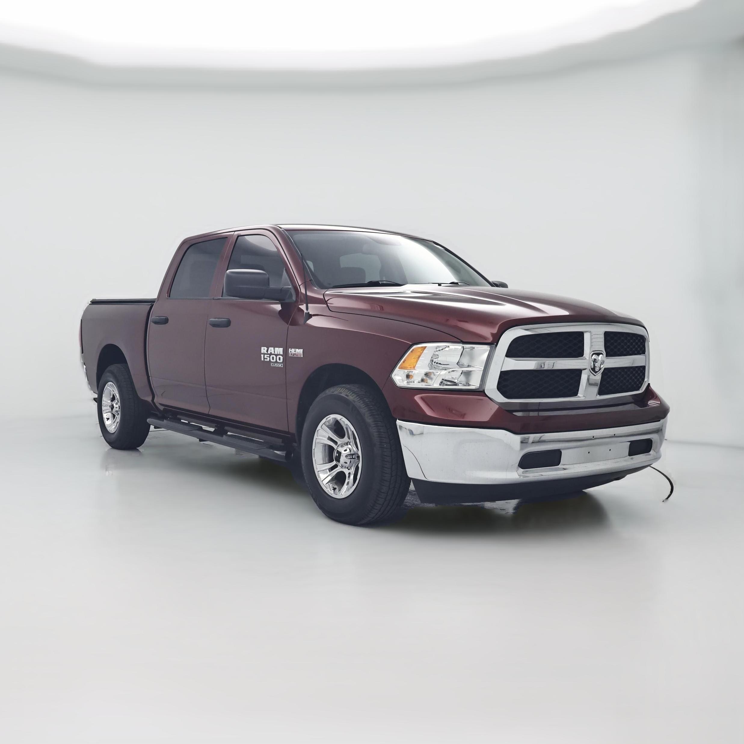 Thumbnail: 2020 RAM 1500 Classic - 1