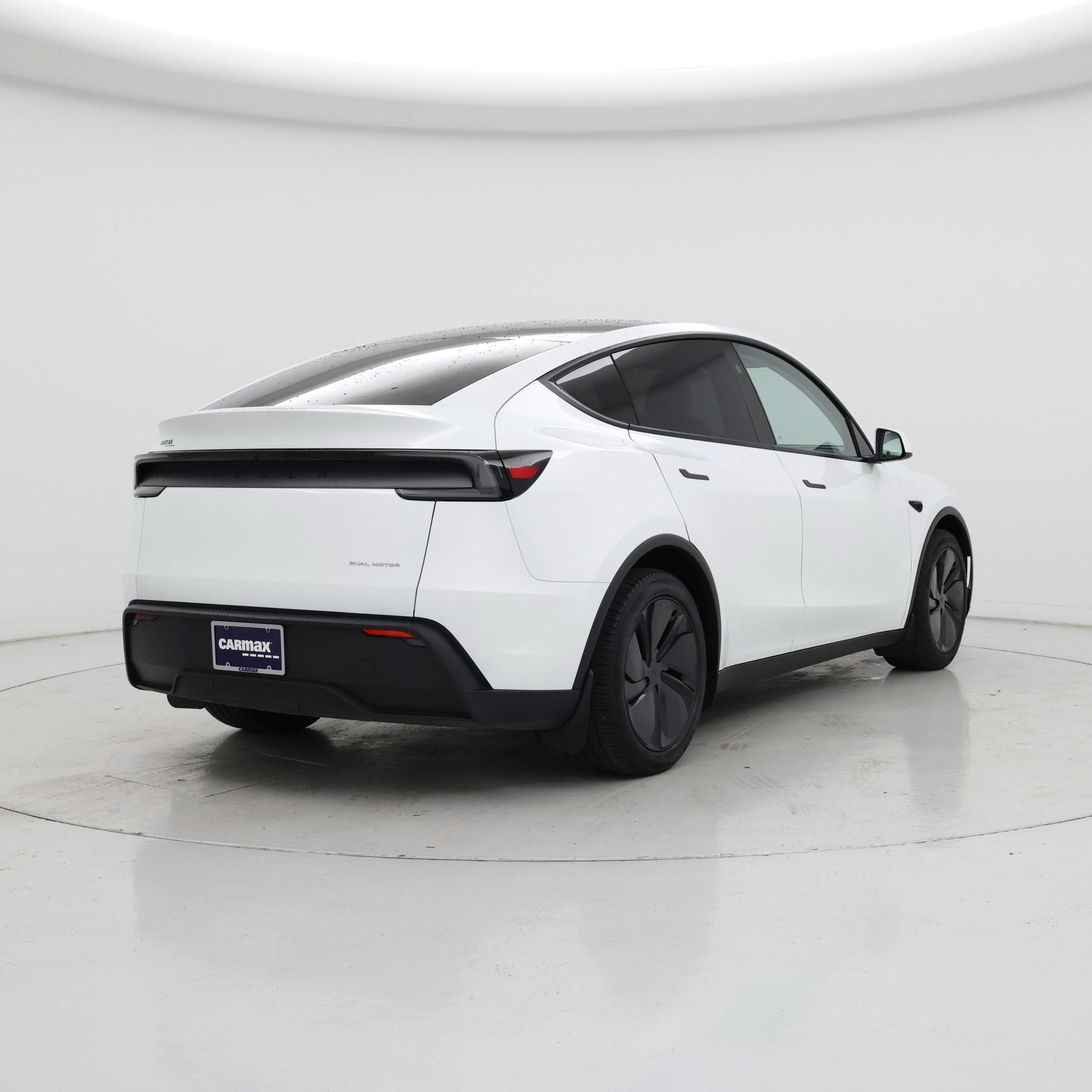 Thumbnail: 2026 Tesla Model Y - 8