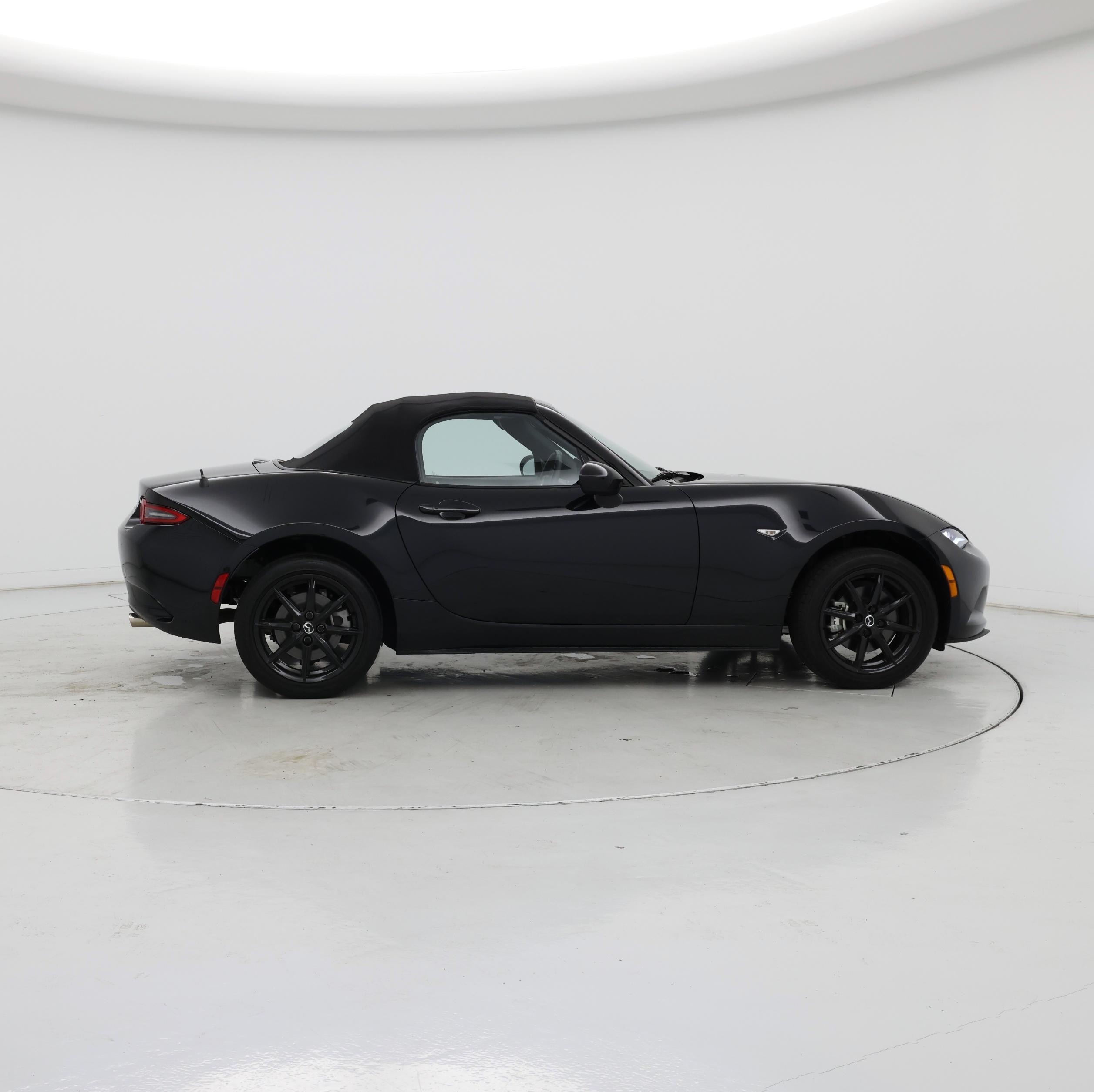 Thumbnail: 2025 Mazda MX-5 Miata - 7