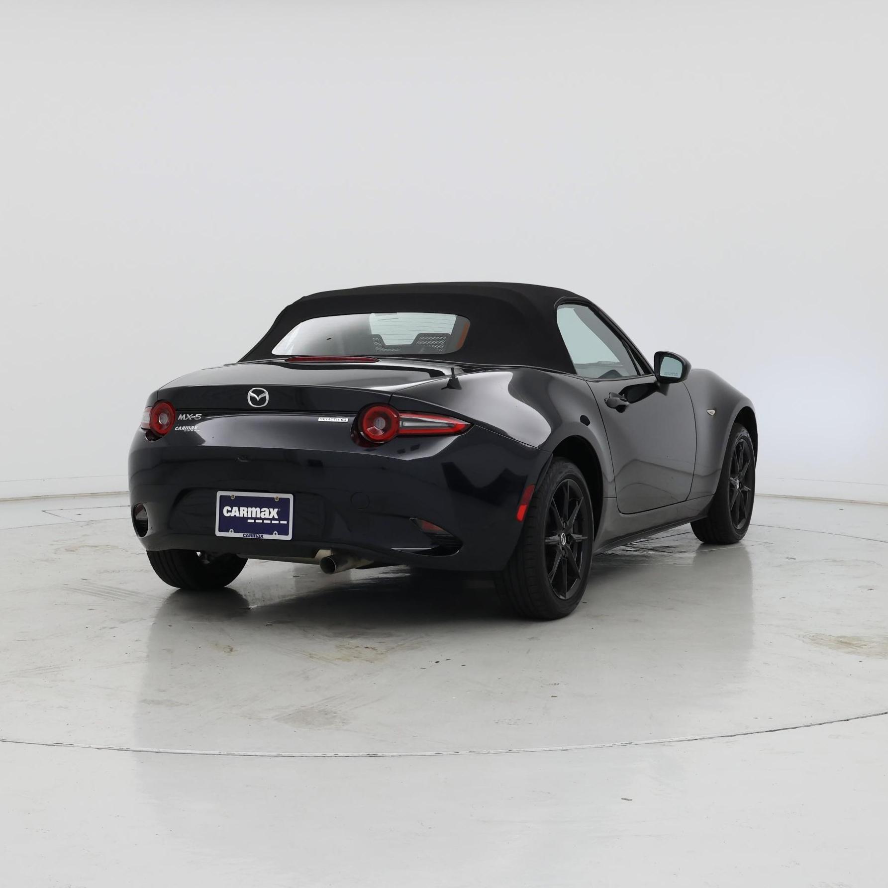Thumbnail: 2025 Mazda MX-5 Miata - 8
