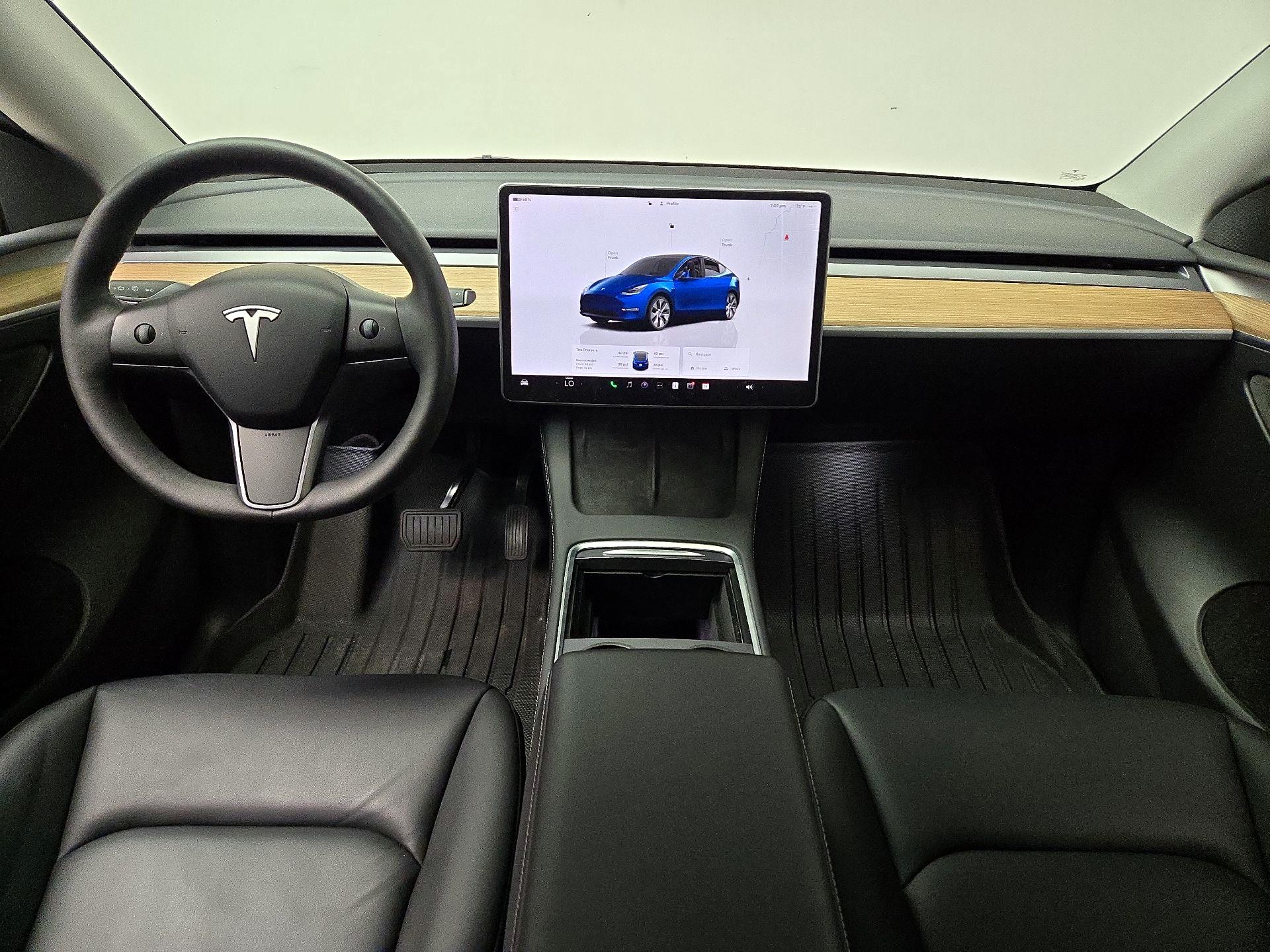 Thumbnail: 2023 Tesla Model Y - 9