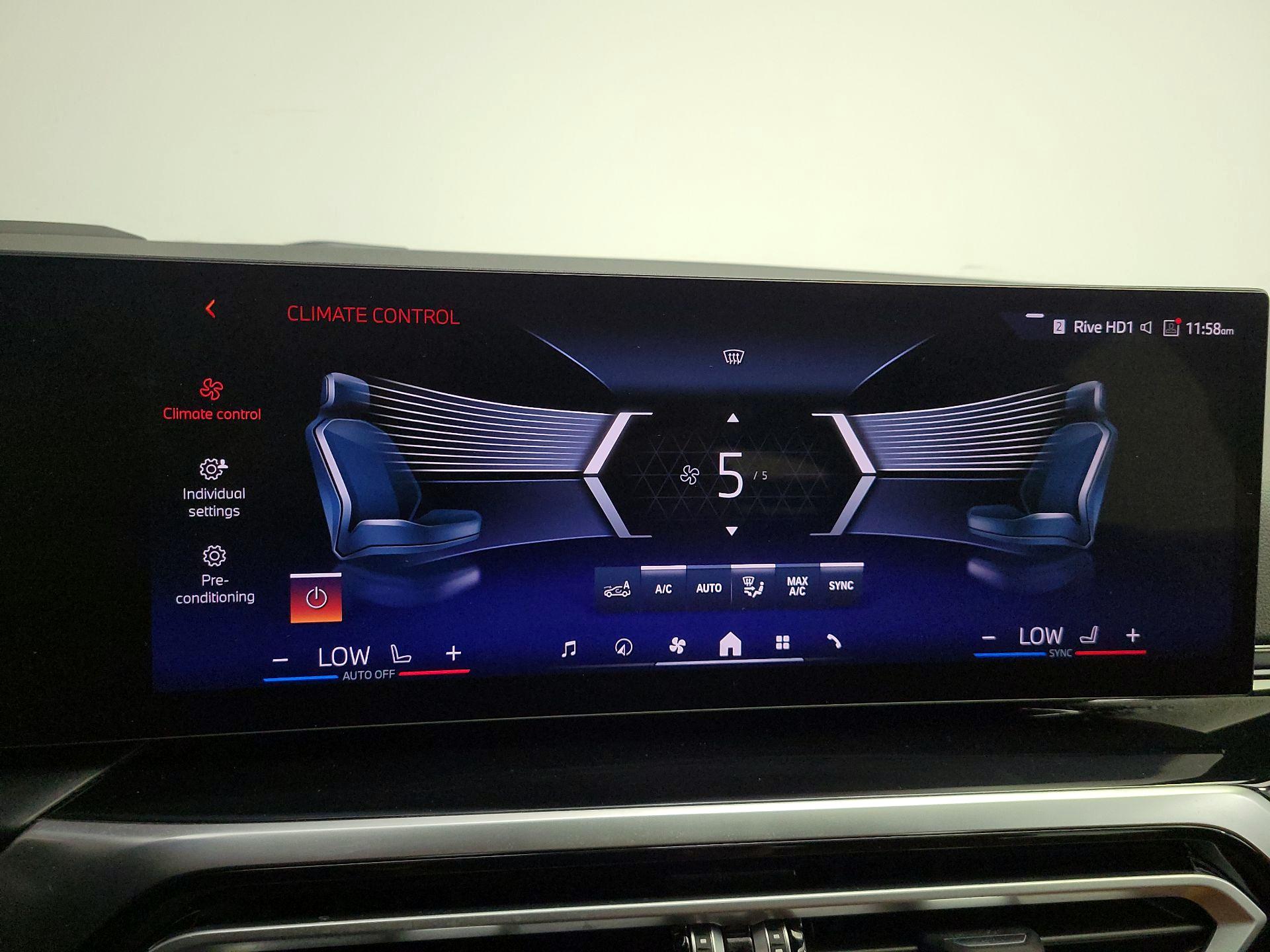 Thumbnail: 2024 BMW i4 - 17