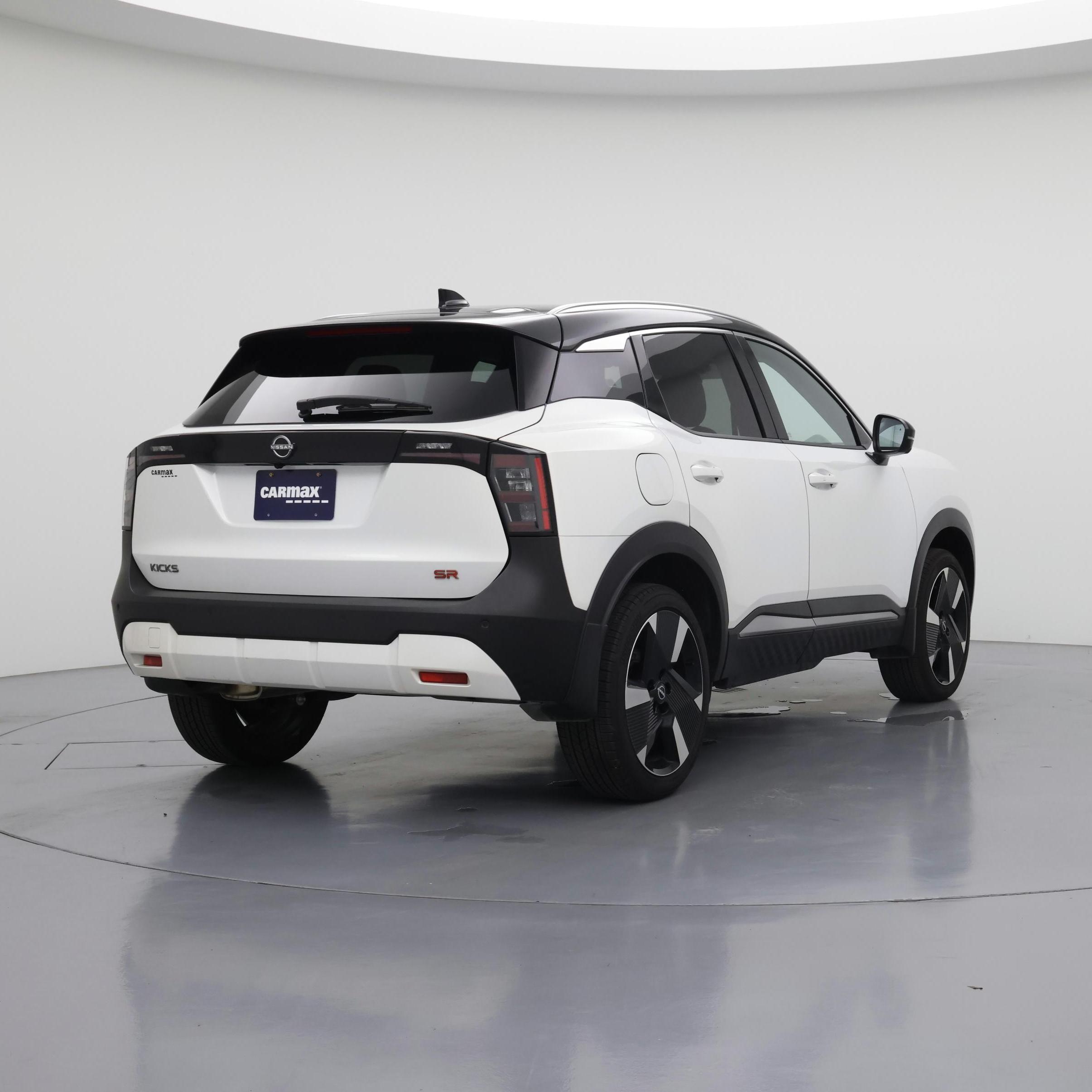 Thumbnail: 2025 Nissan Kicks - 8