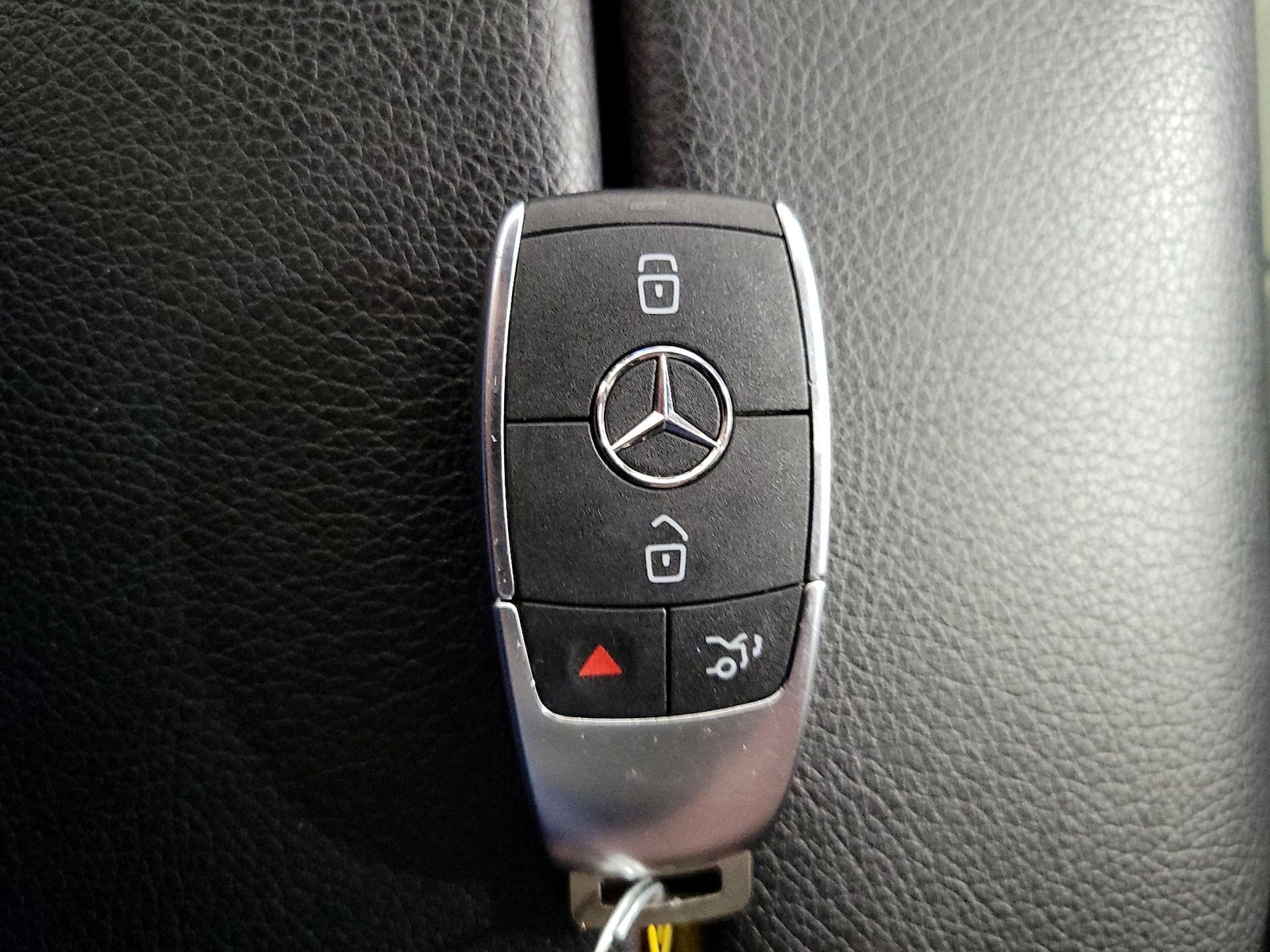 2025 Mercedes-Benz GLE GLE350 - Photo 26