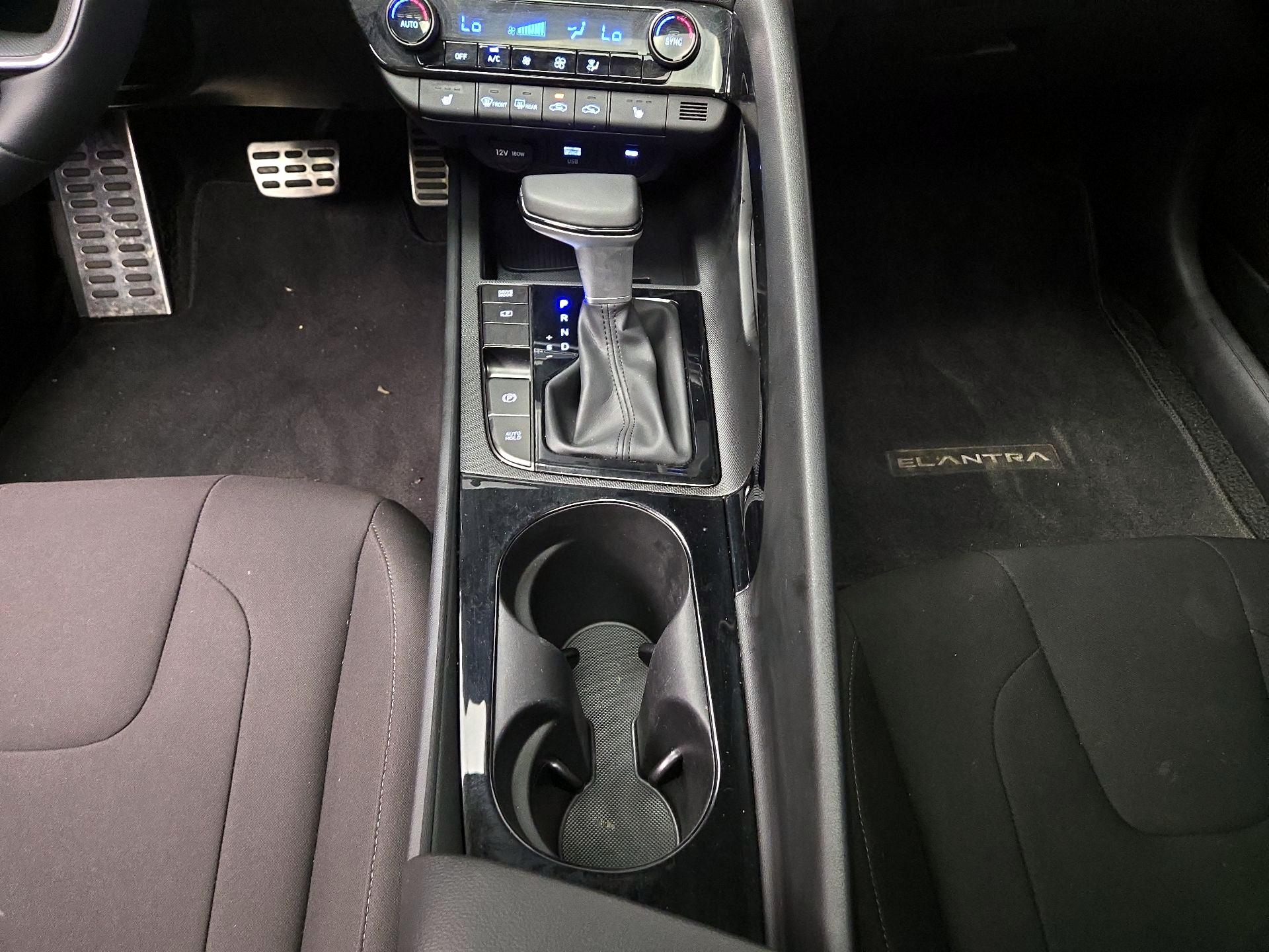 Thumbnail: 2026 Hyundai Elantra - 17