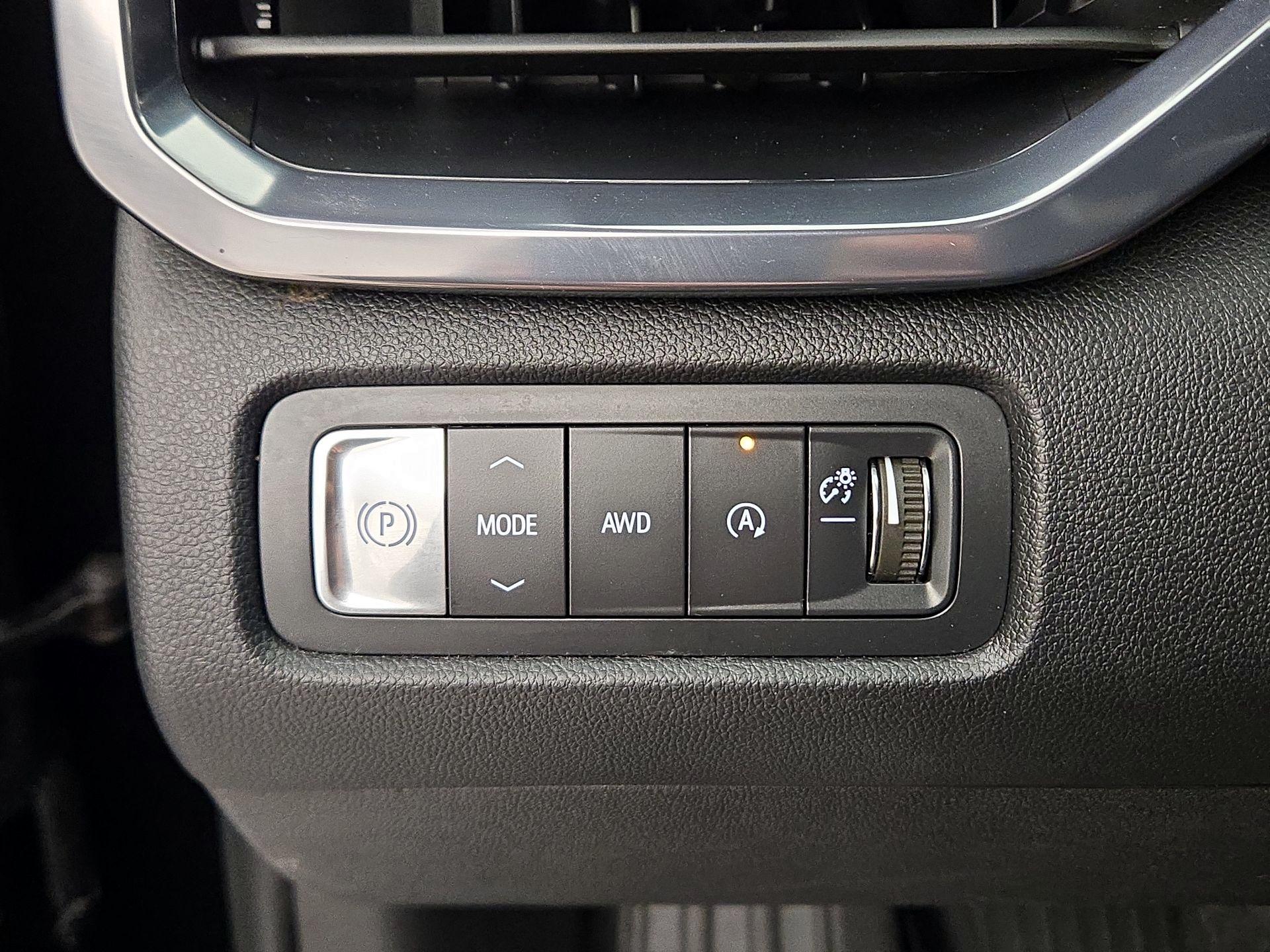 Thumbnail: 2024 GMC Acadia - 13