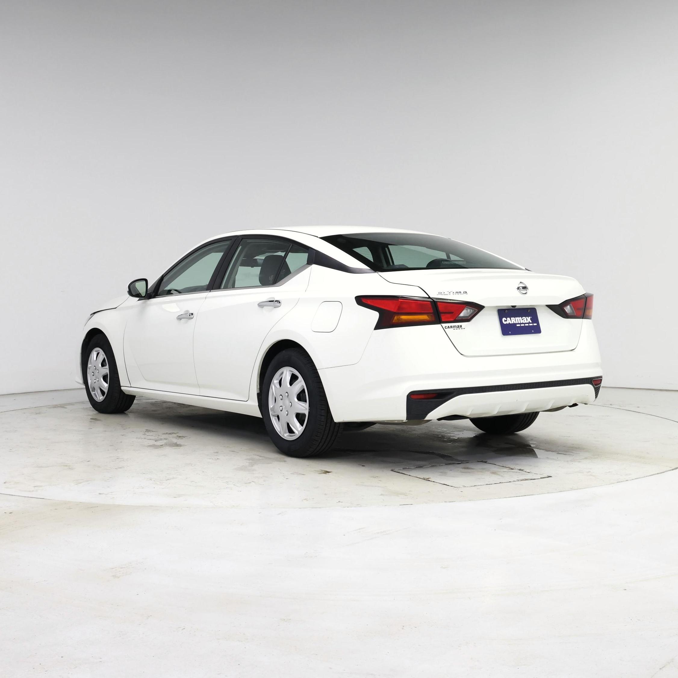 Thumbnail: 2022 Nissan Altima - 2