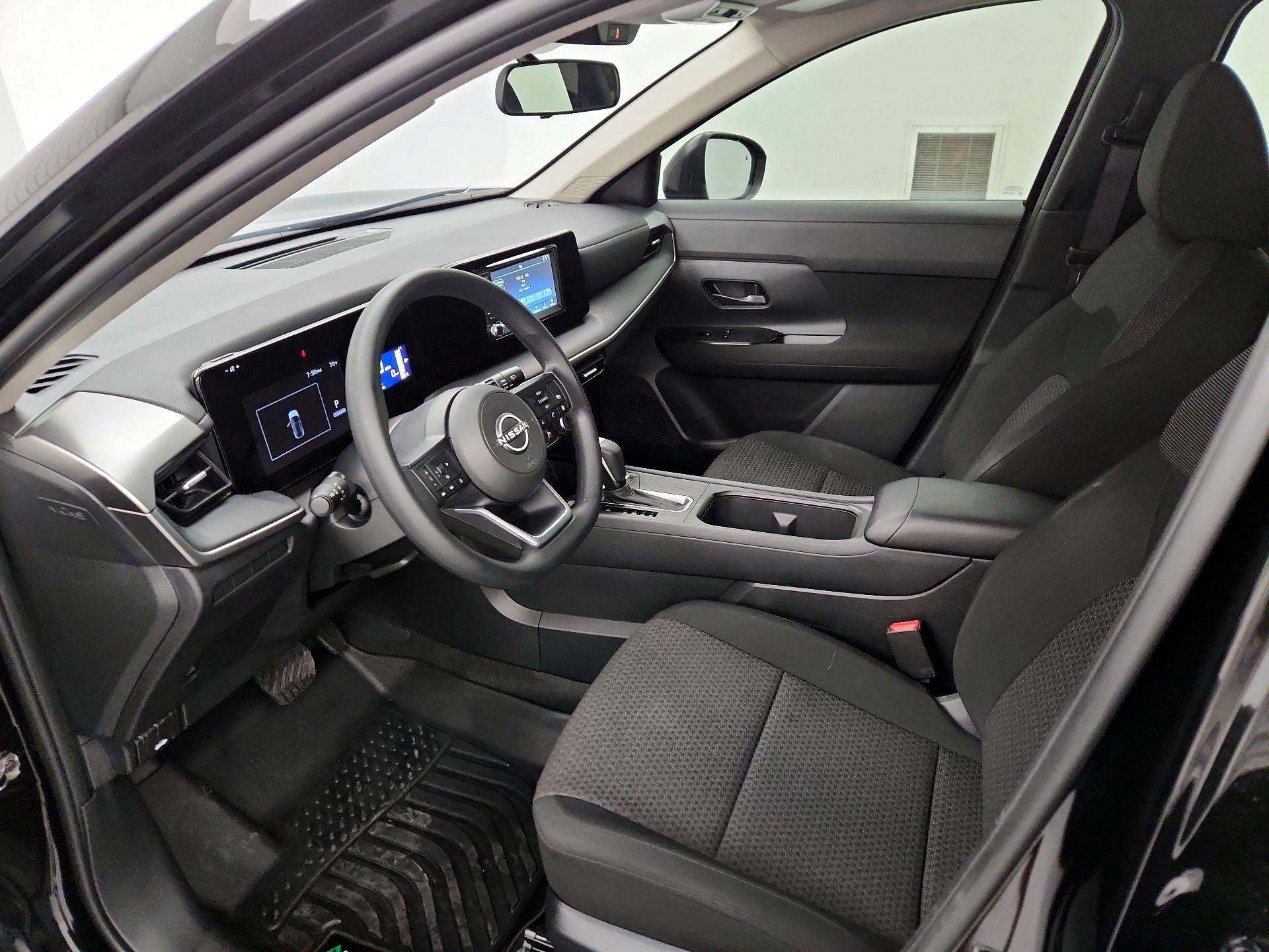 Thumbnail: 2025 Nissan Kicks - 11