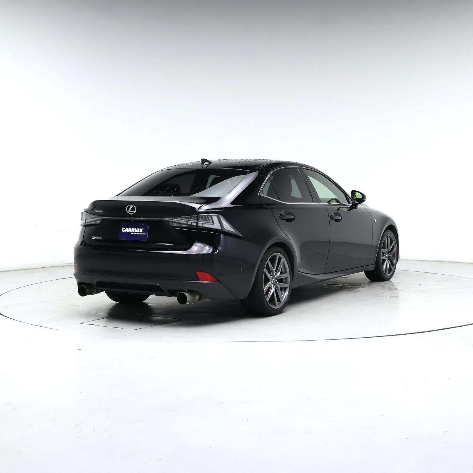 Thumbnail: 2017 Lexus IS - 8