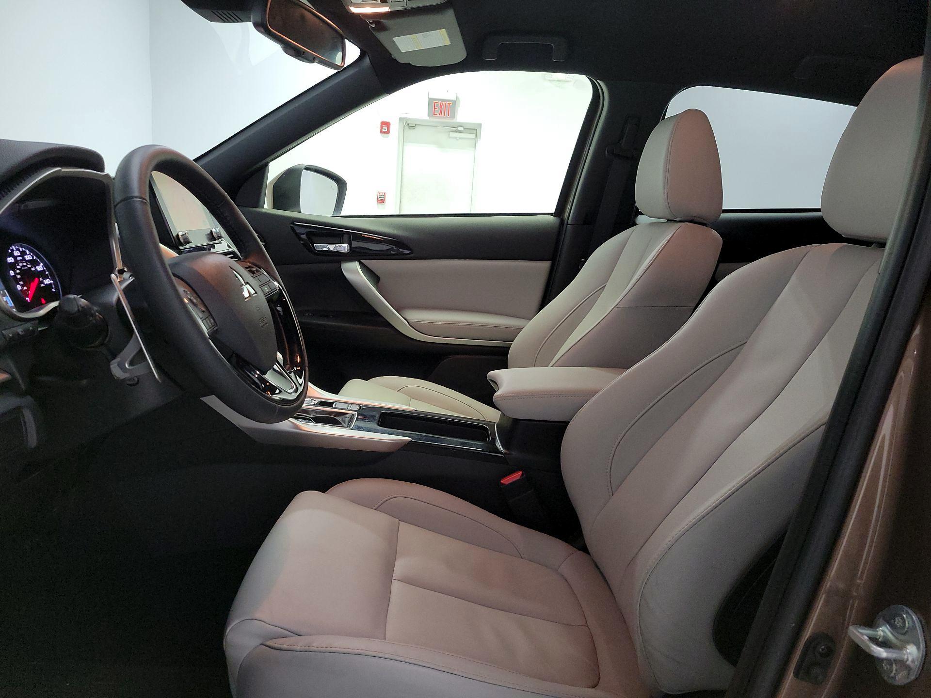 Thumbnail: 2024 Mitsubishi Eclipse Cross - 11
