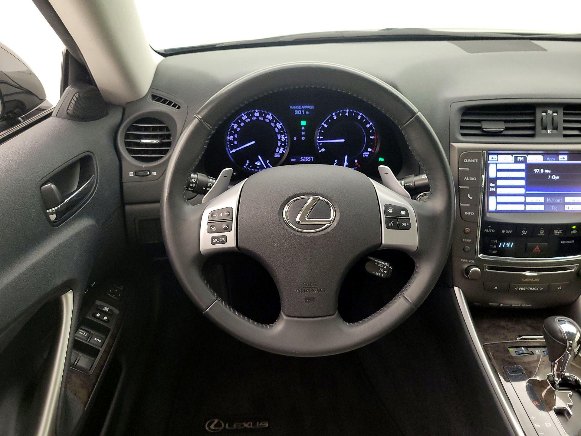 Thumbnail: 2014 Lexus IS - 10