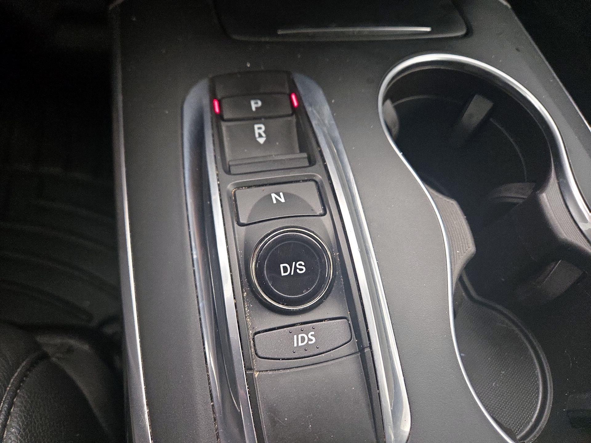 Thumbnail: 2016 Acura MDX - 17