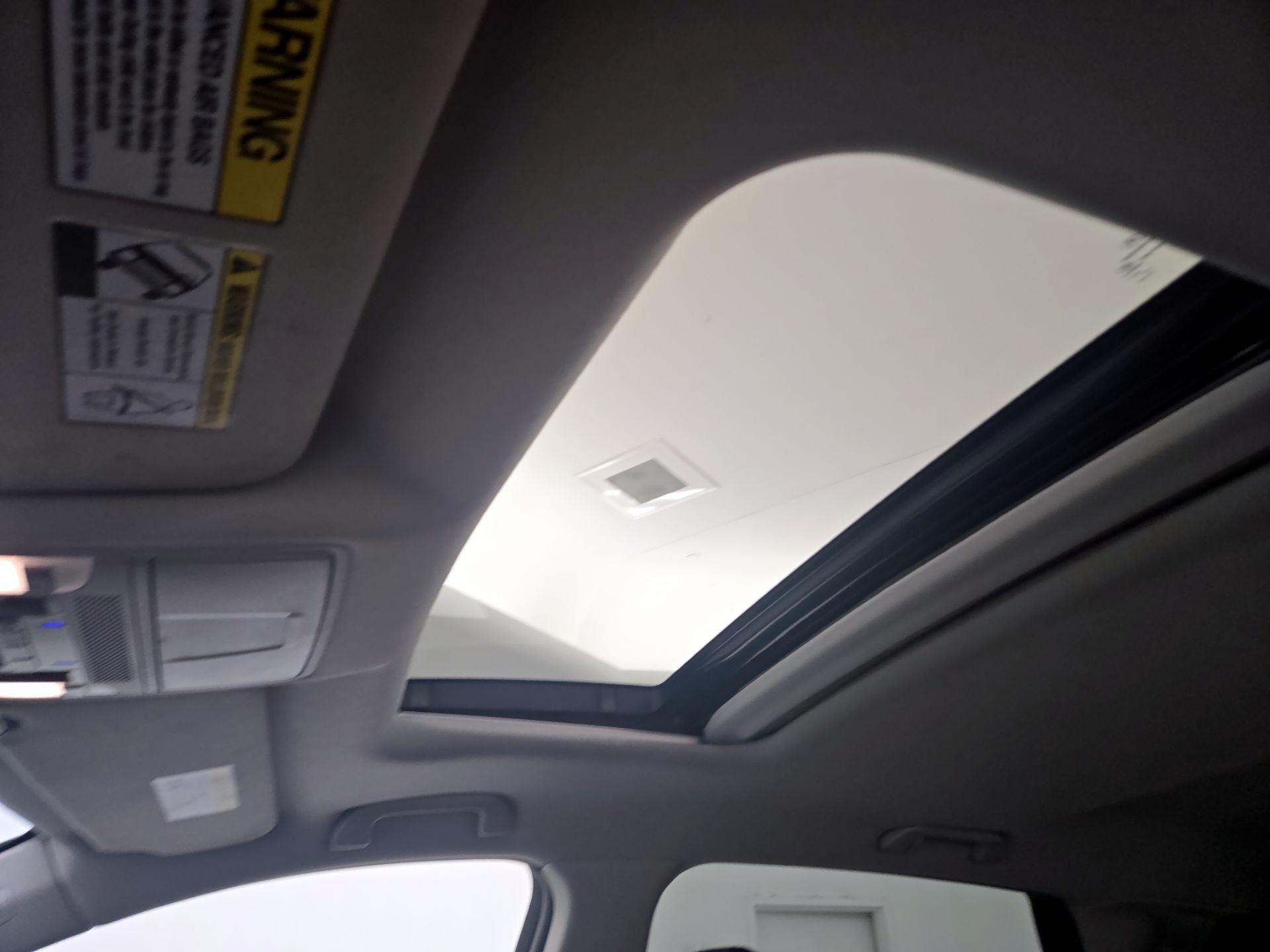 Thumbnail: 2016 Acura MDX - 19
