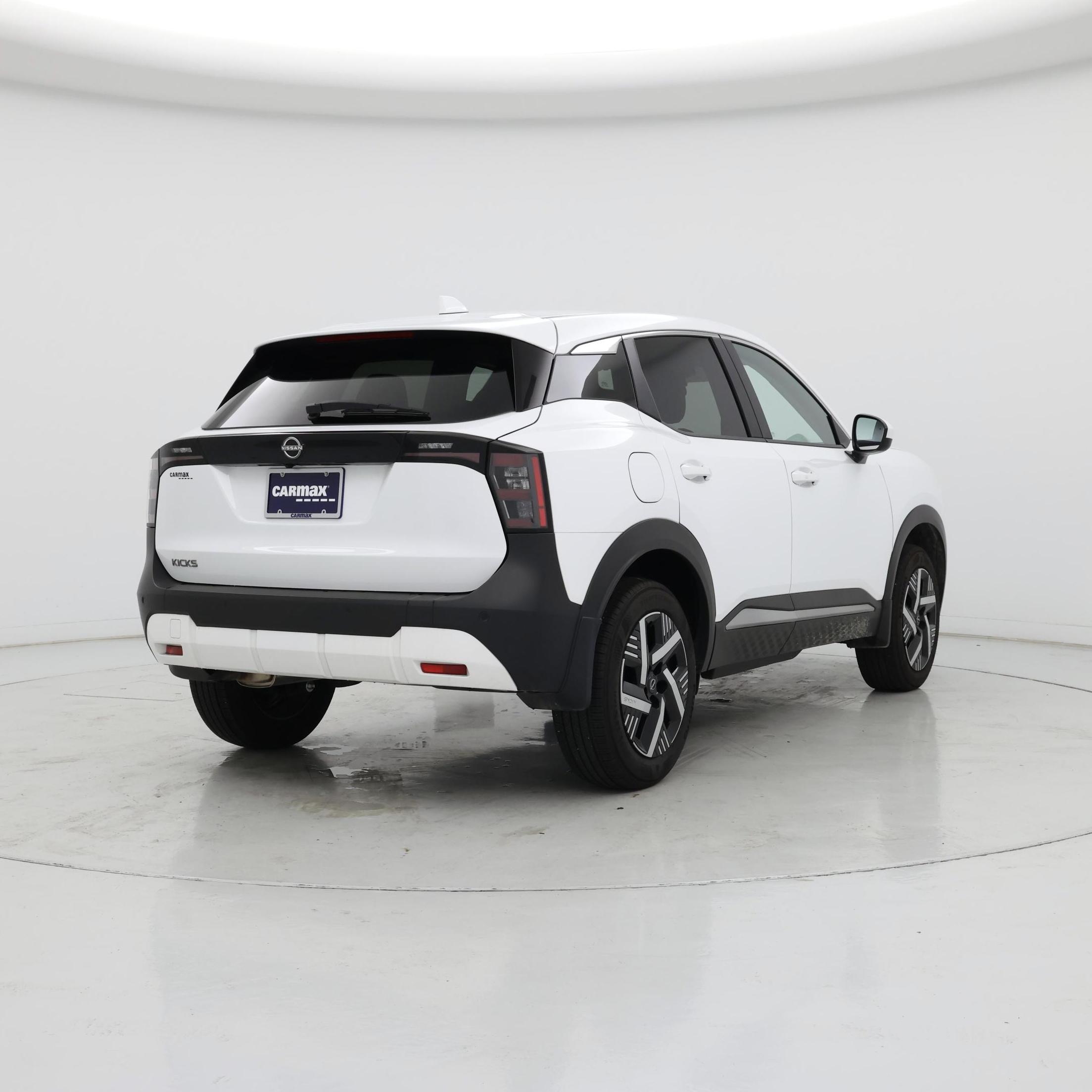 Thumbnail: 2025 Nissan Kicks - 8