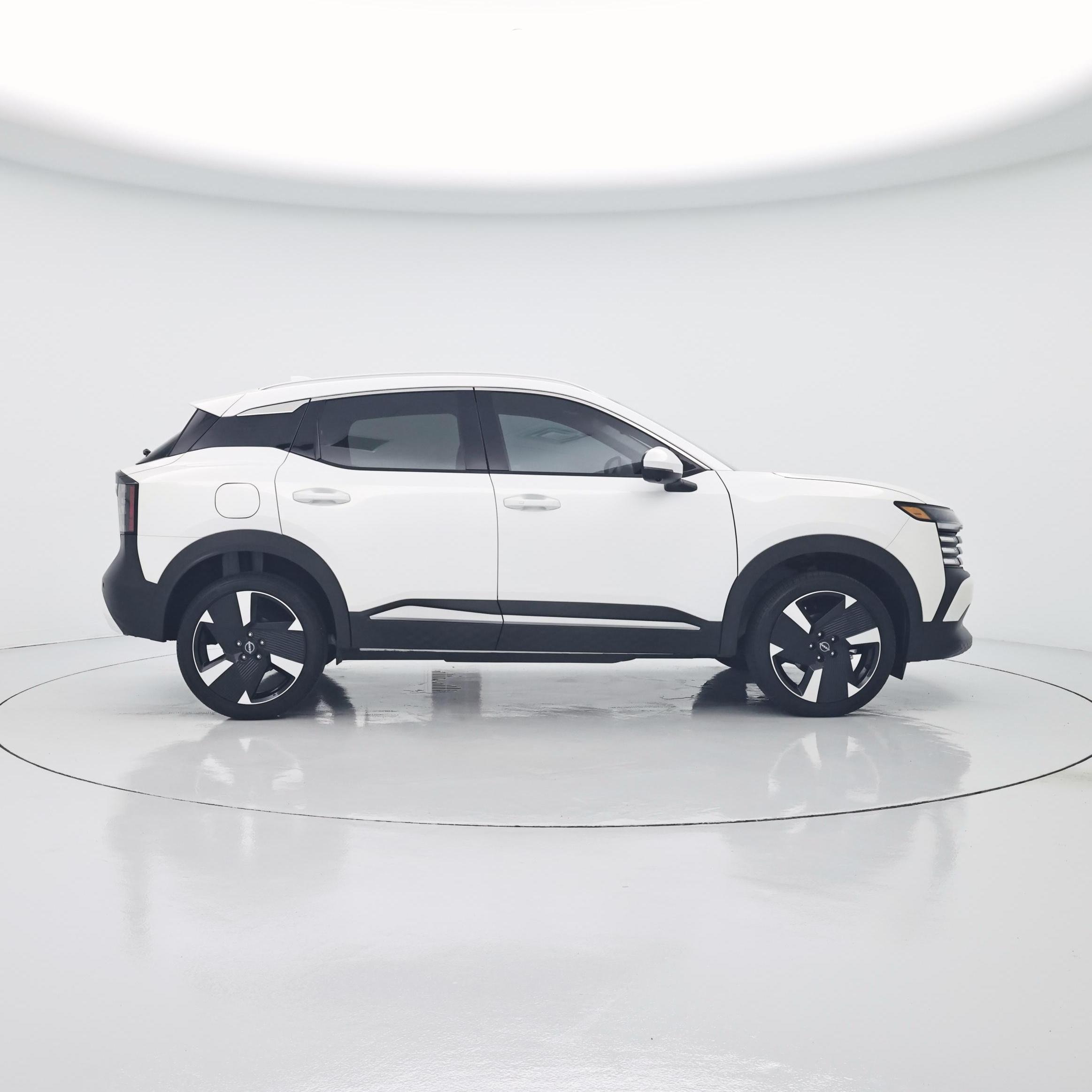 Thumbnail: 2025 Nissan Kicks - 7