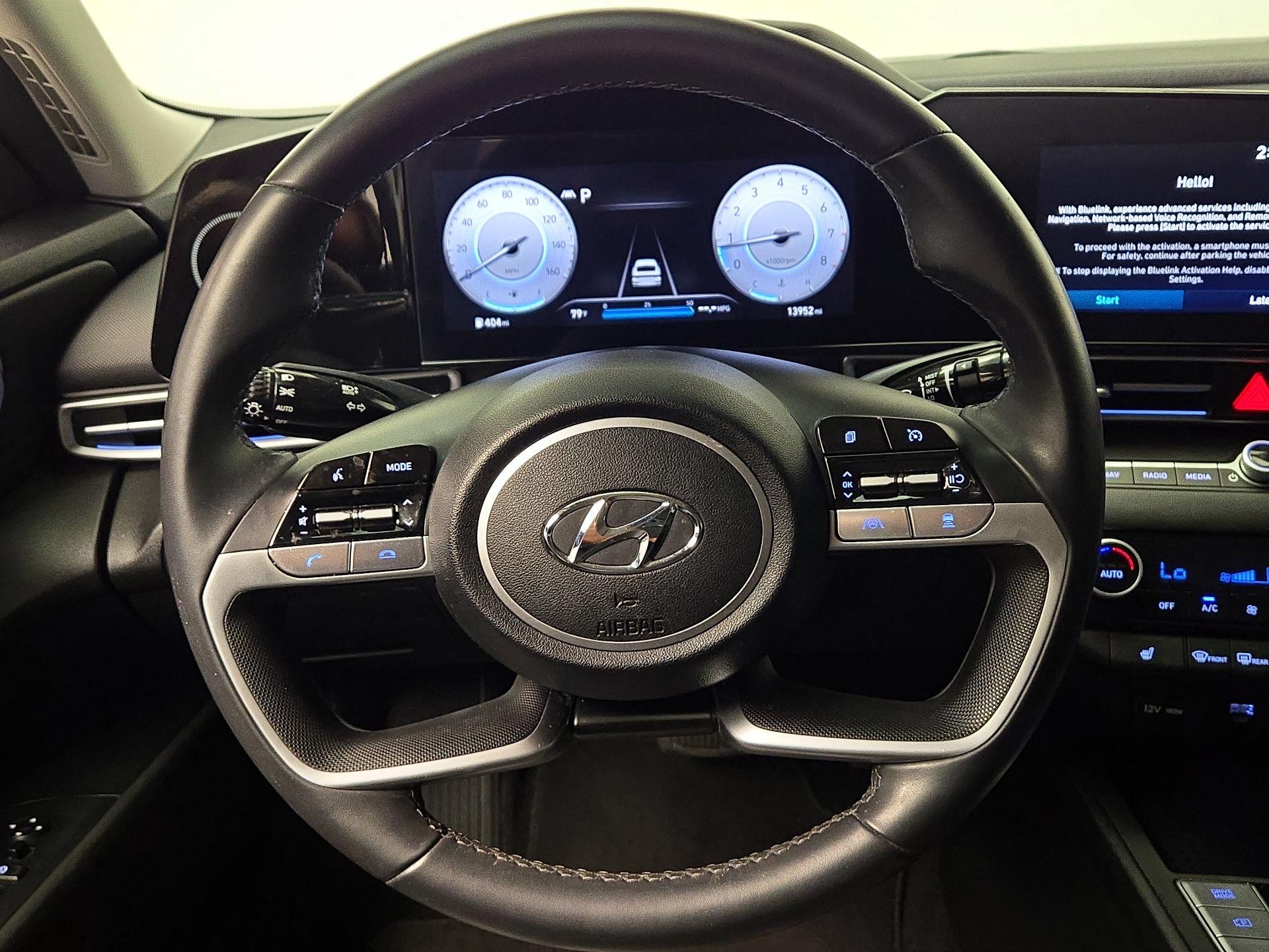 Thumbnail: 2023 Hyundai Elantra - 10