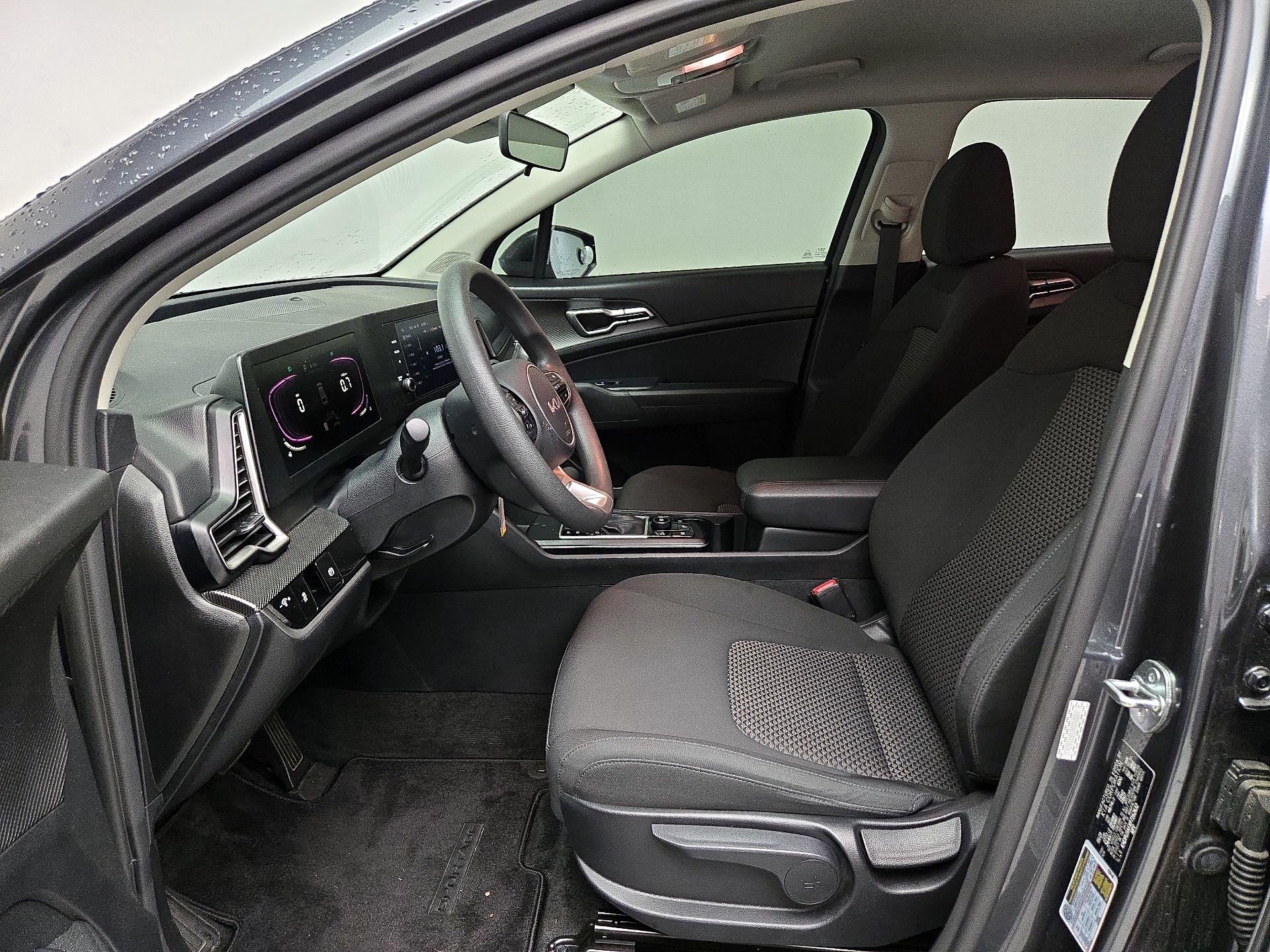 Thumbnail: 2023 Kia Sportage - 11