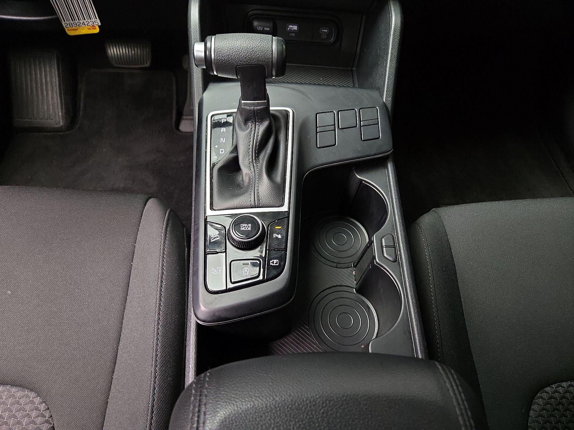 Thumbnail: 2023 Kia Sportage - 17