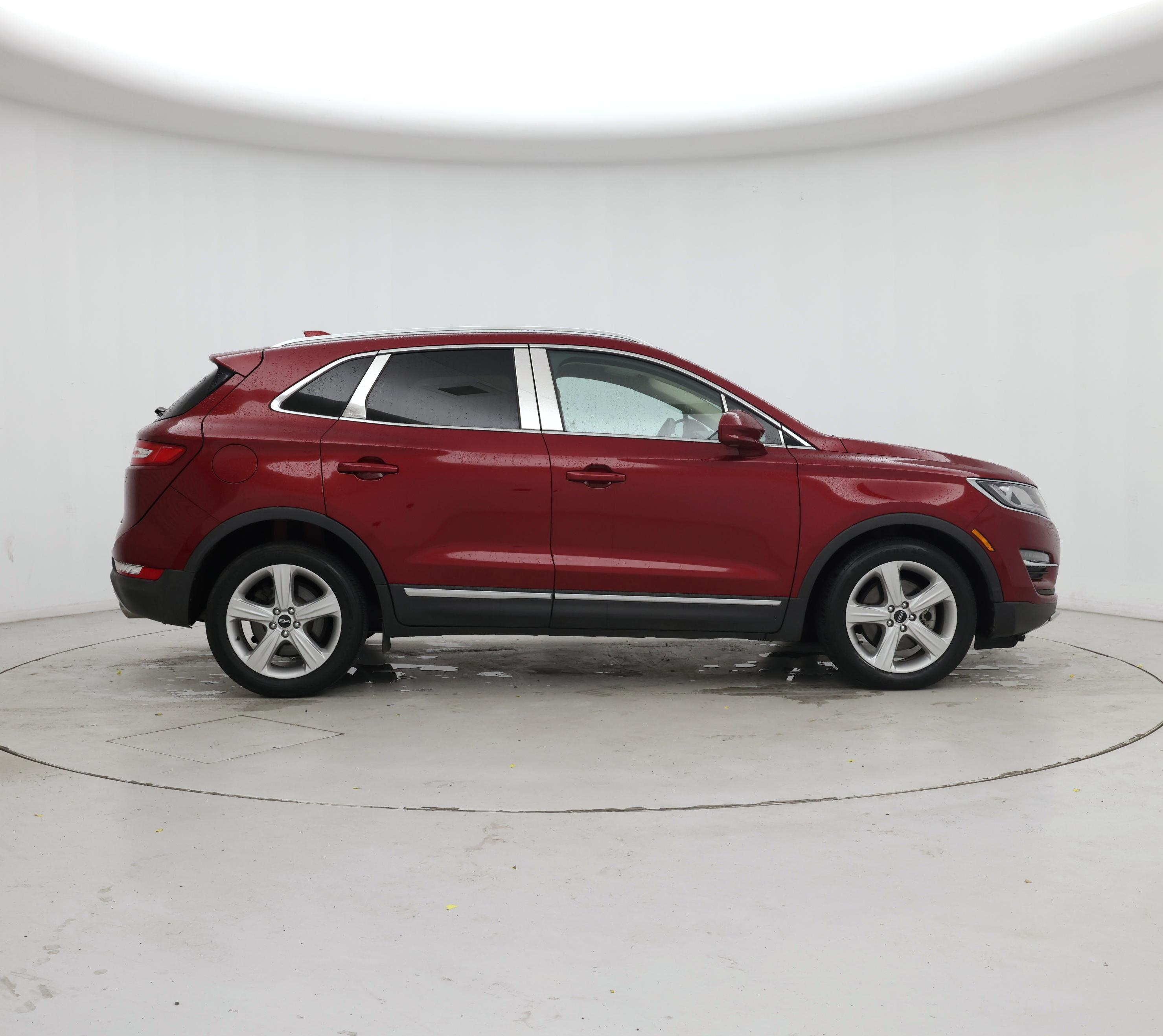 Thumbnail: 2018 Lincoln MKC - 7