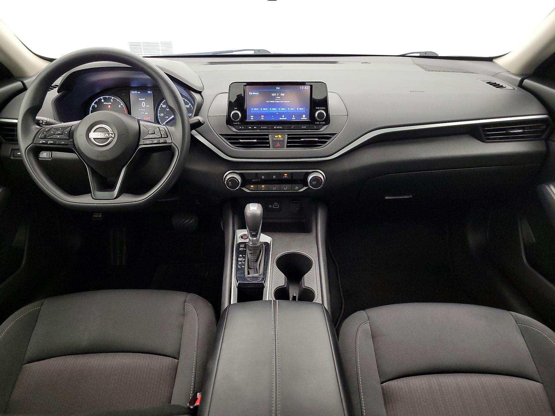 Thumbnail: 2023 Nissan Altima - 9