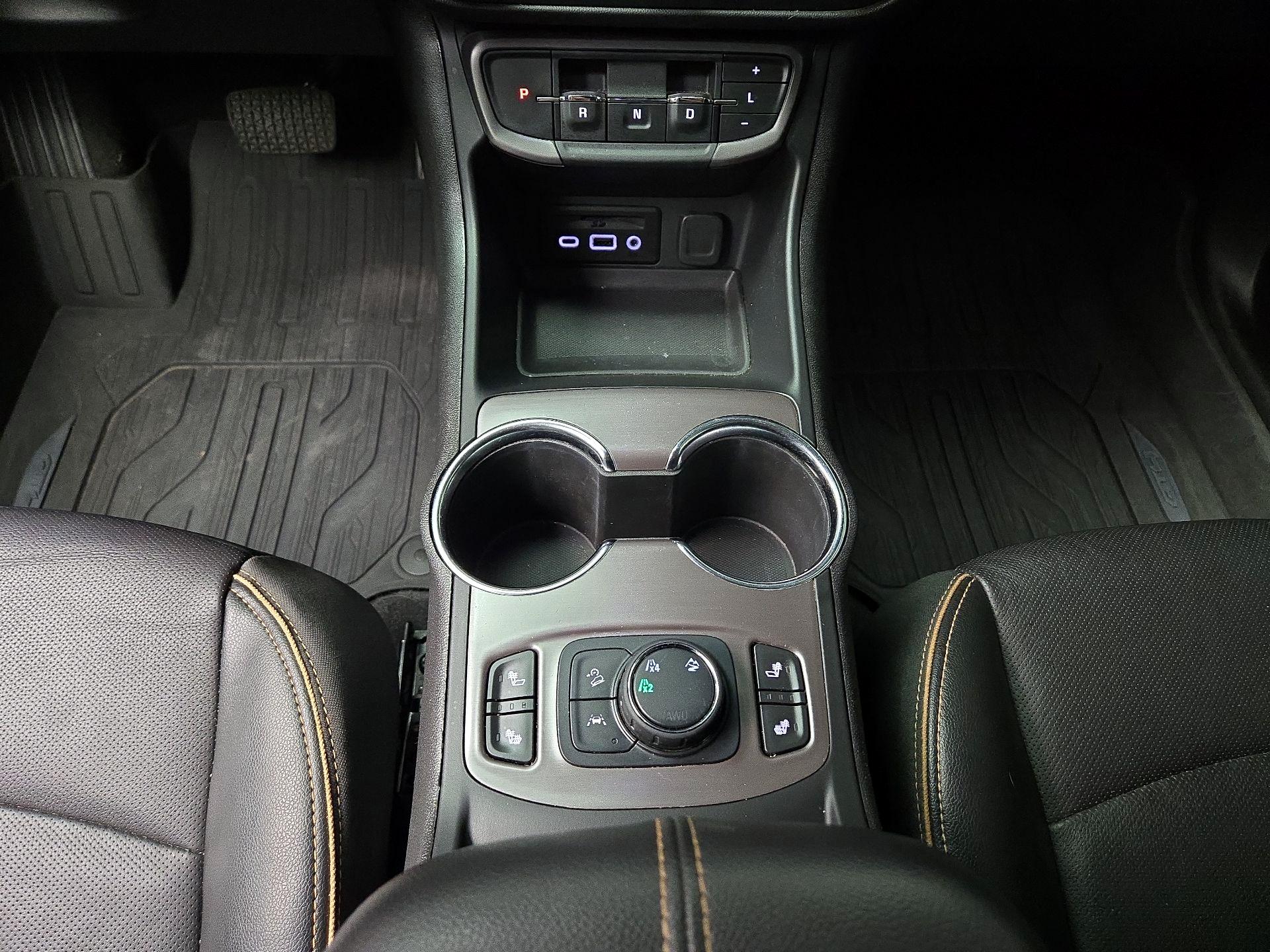 Thumbnail: 2024 GMC Terrain - 17