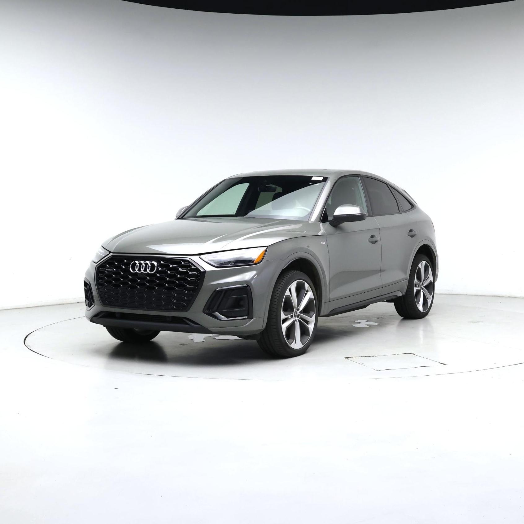 Thumbnail: 2023 Audi Q5 - 4