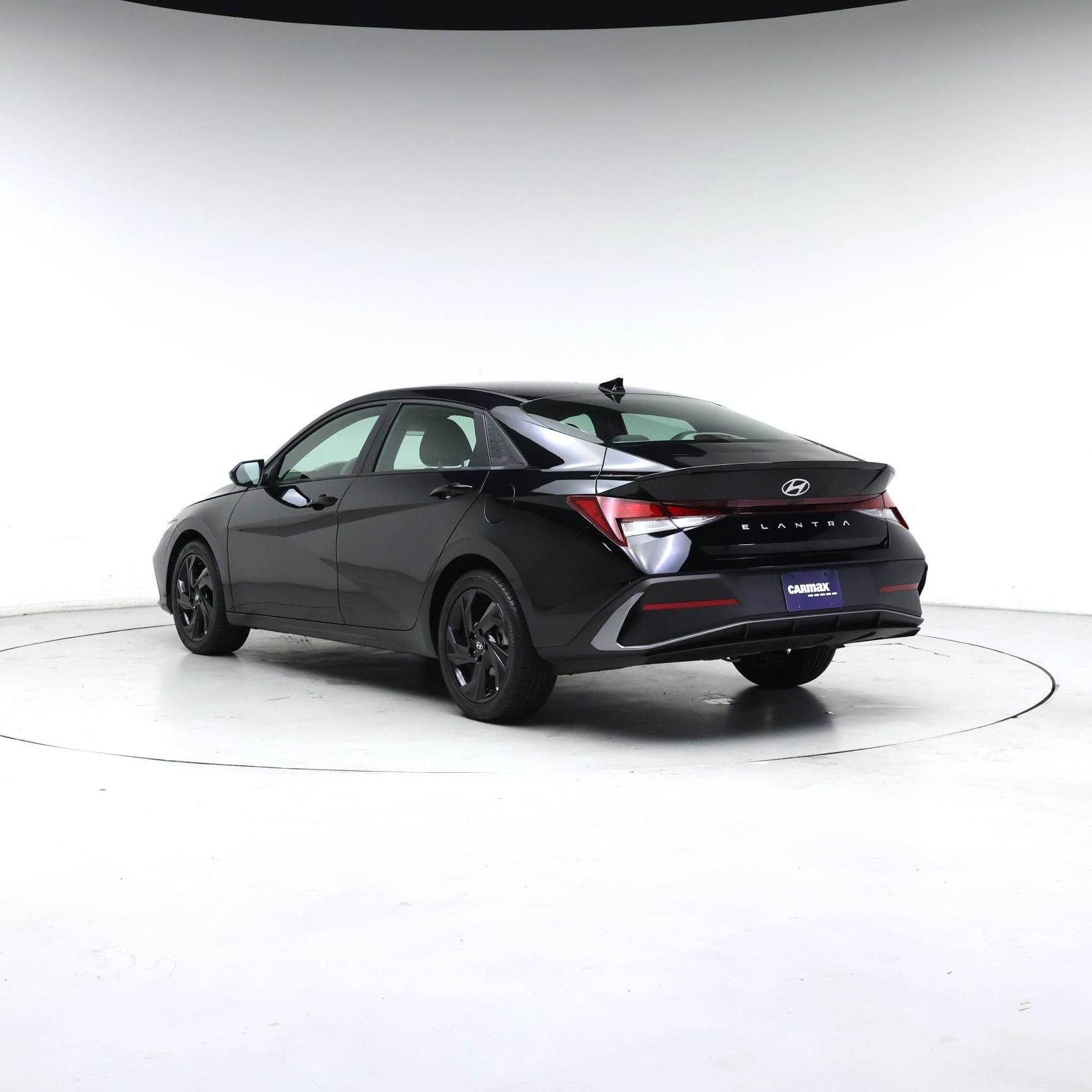 Thumbnail: 2026 Hyundai Elantra - 2