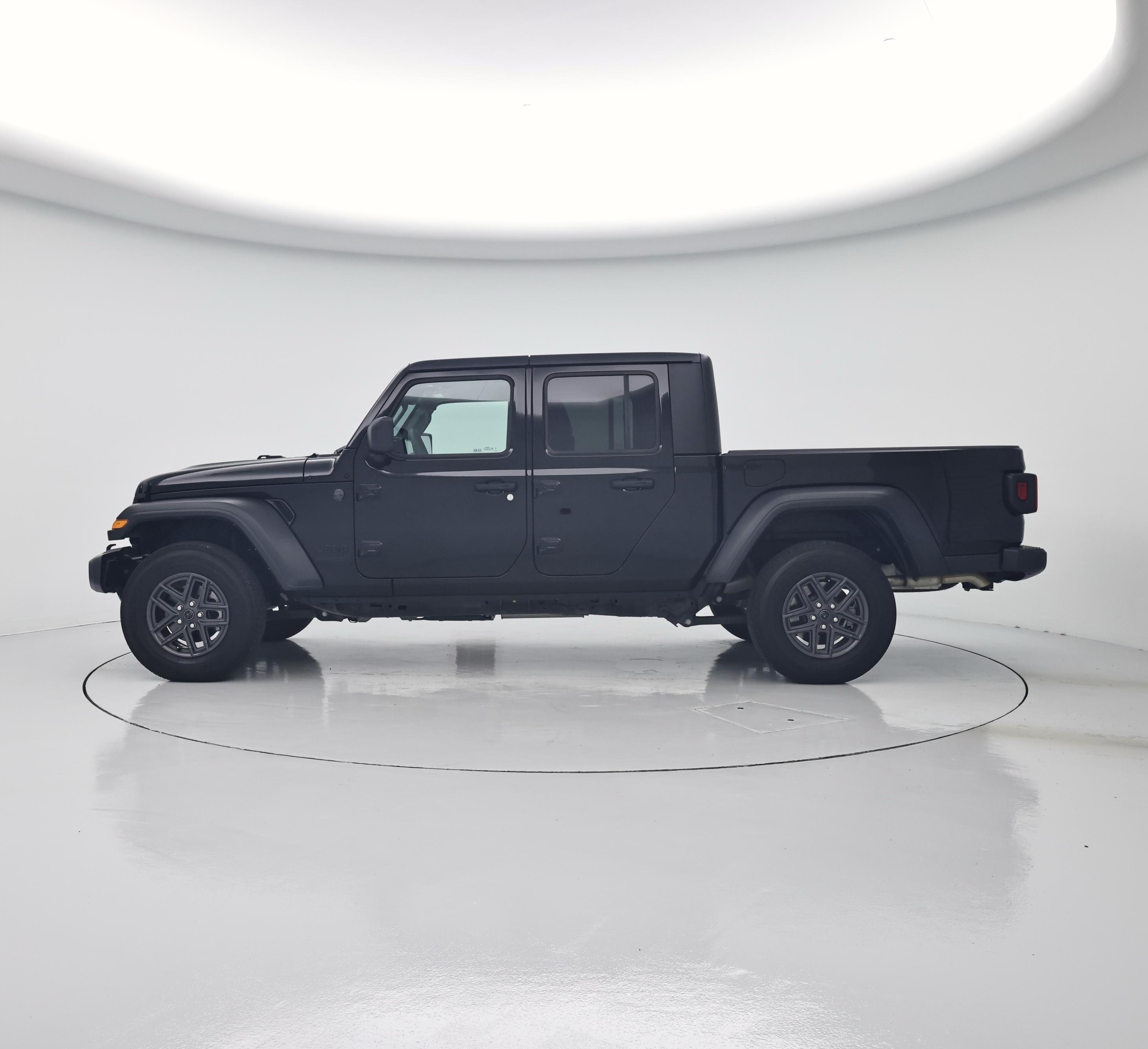 Thumbnail: 2025 Jeep Gladiator - 3
