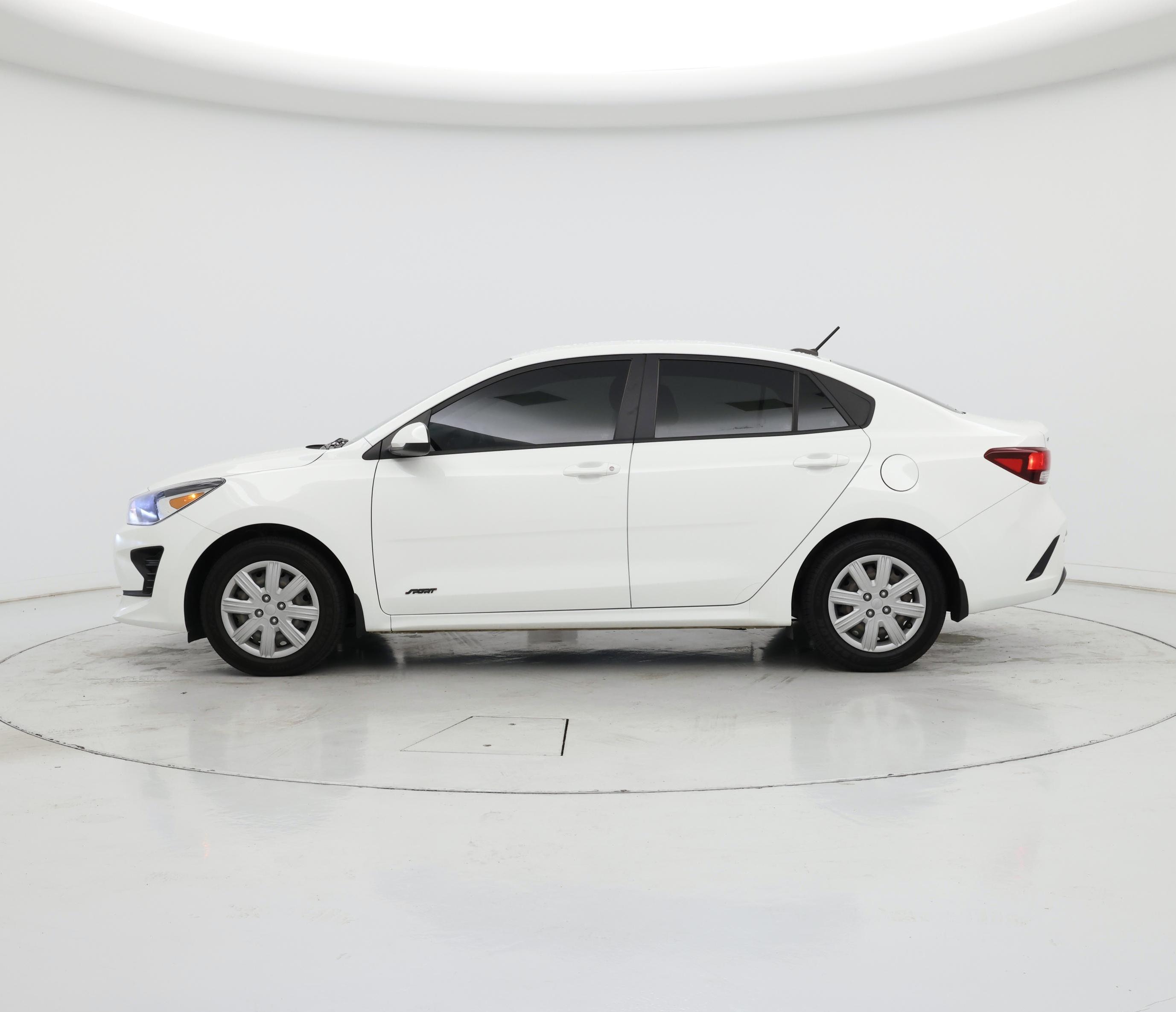 Thumbnail: 2023 Kia Rio - 3