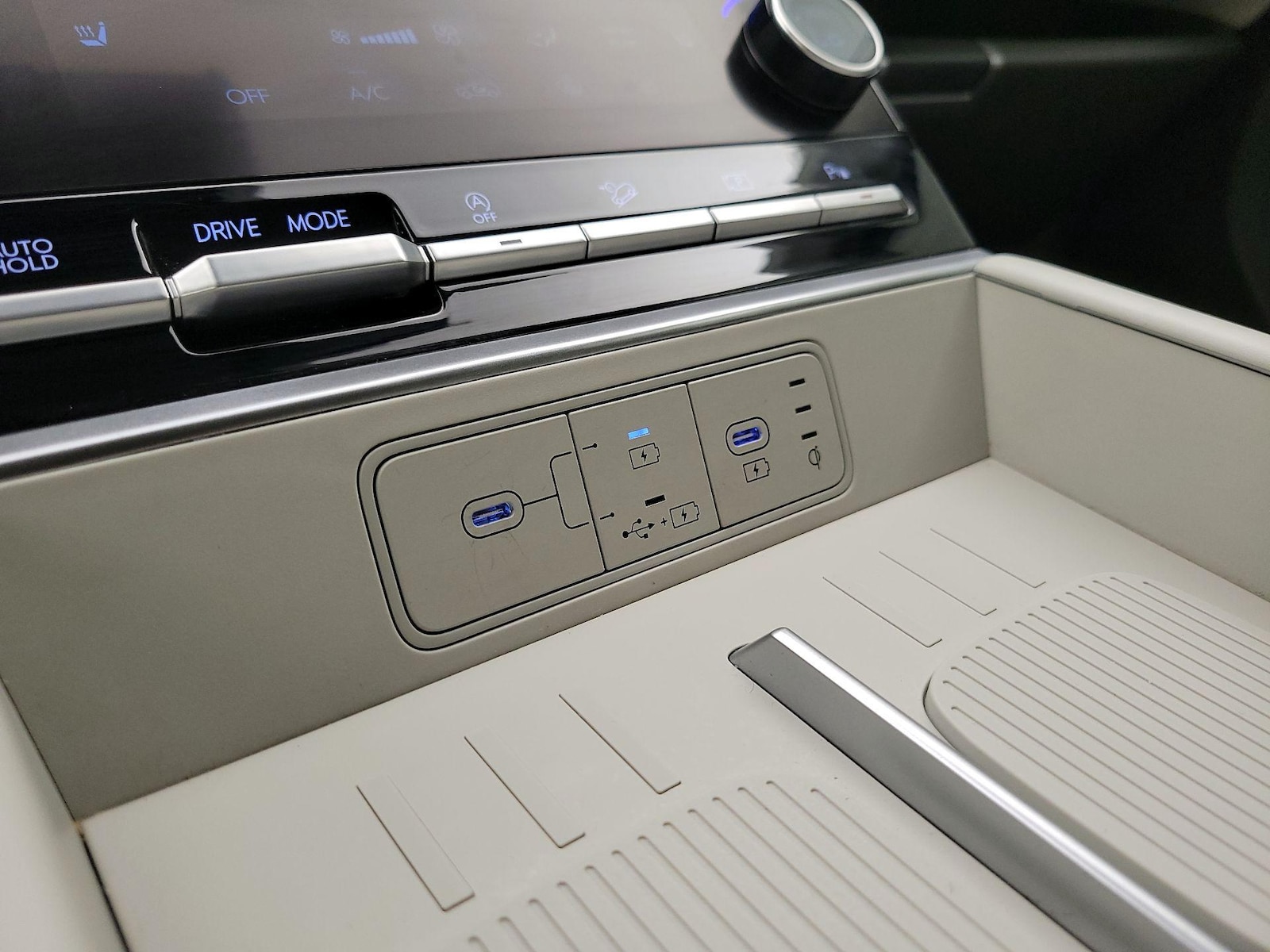 2025 Hyundai Santa Fe SEL - Photo 19