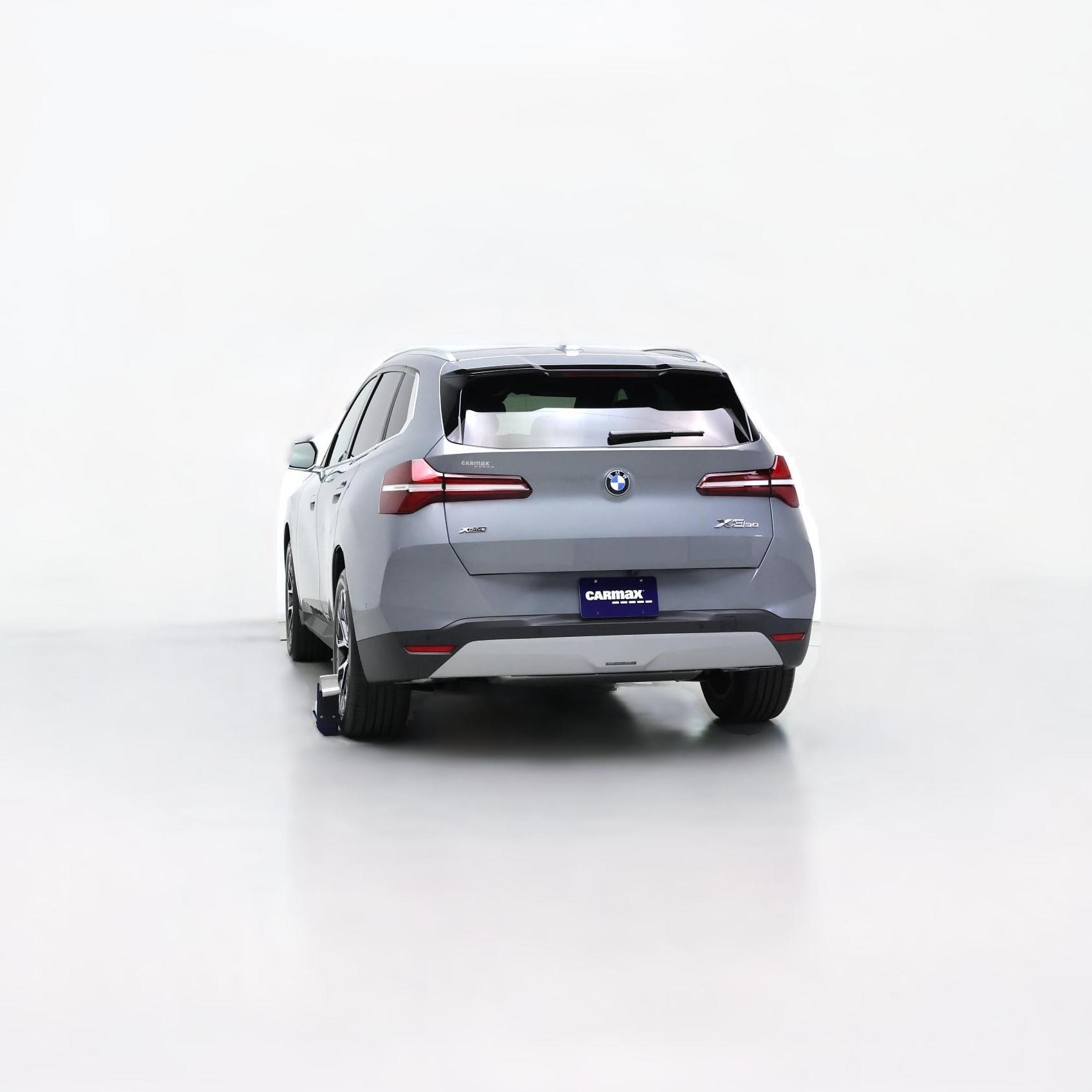 Thumbnail: 2026 BMW X3 - 1