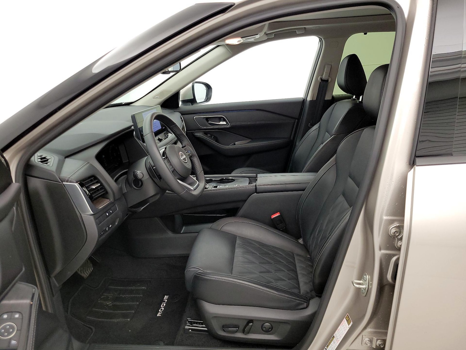 2024 Nissan Rogue Platinum - Photo 12