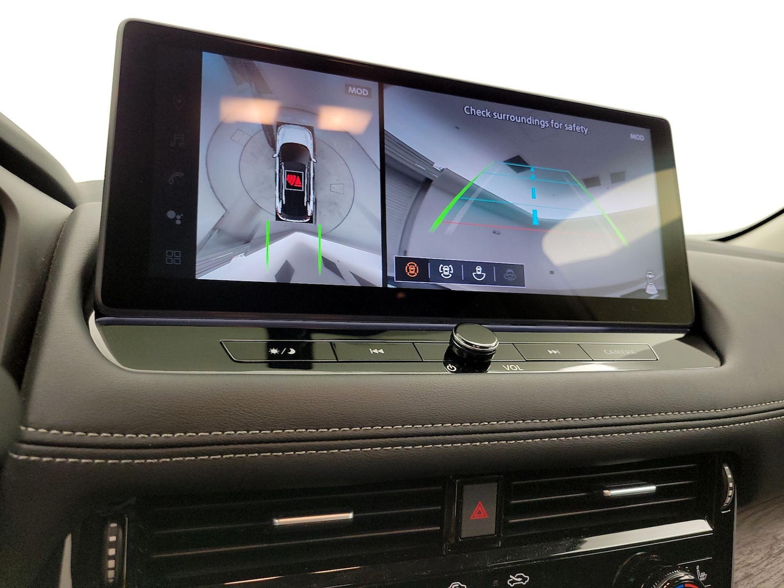 2024 Nissan Rogue Platinum - Photo 16