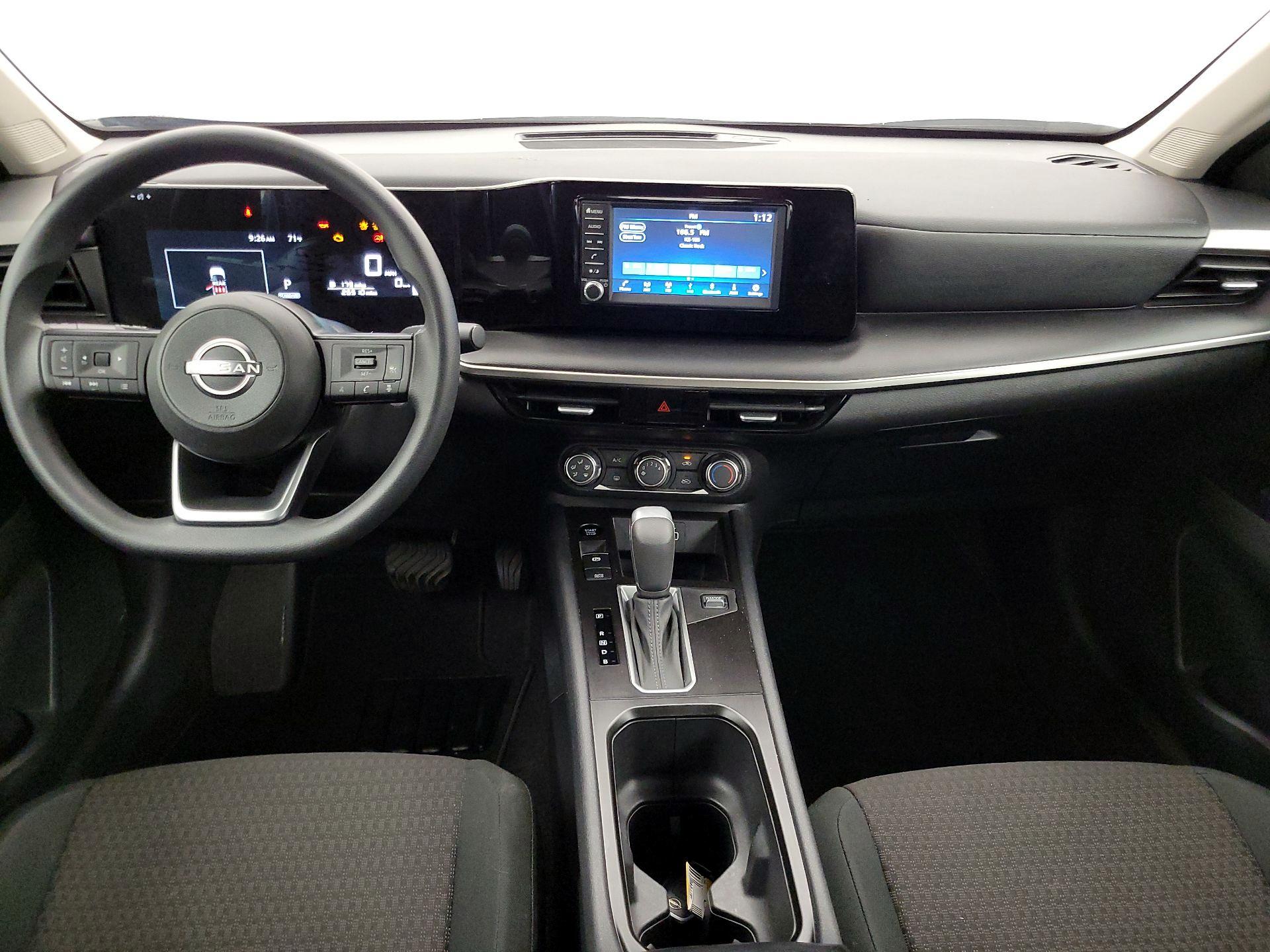 Thumbnail: 2025 Nissan Kicks - 9