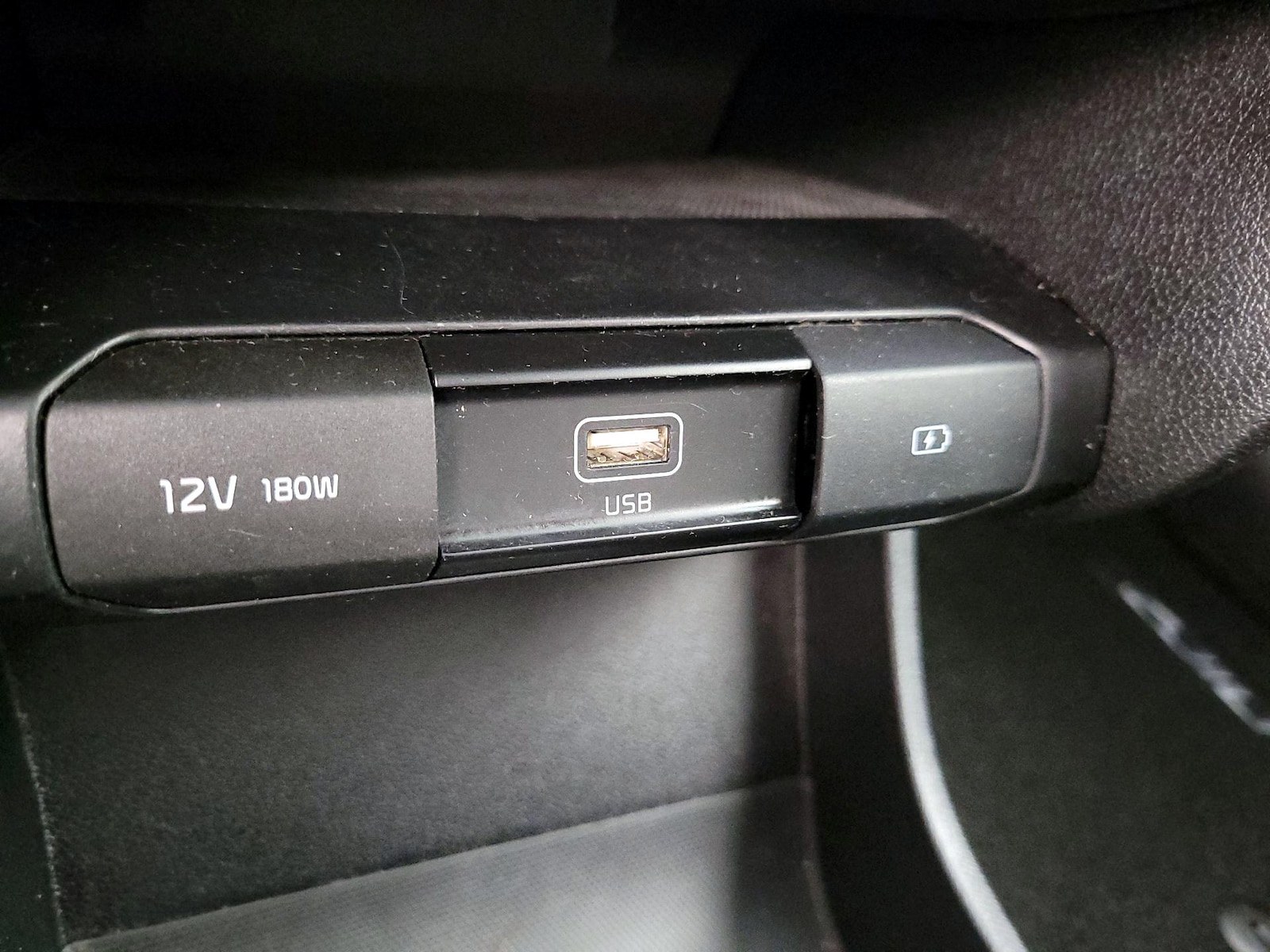 2020 Kia Niro EX - Photo 19