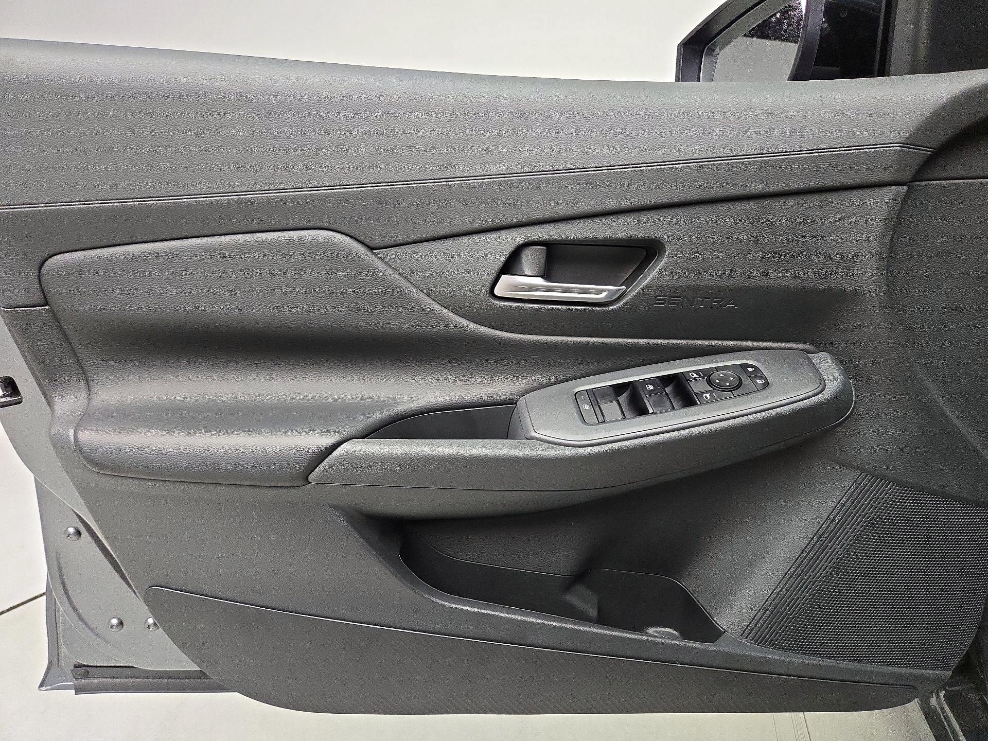 Thumbnail: 2026 Nissan Sentra - 12
