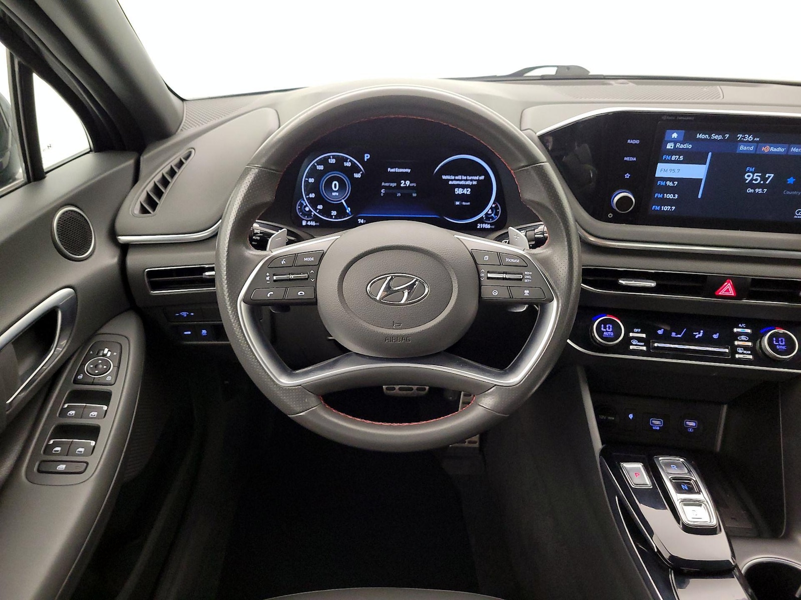 2021 Hyundai Sonata SEL Plus - Photo 11