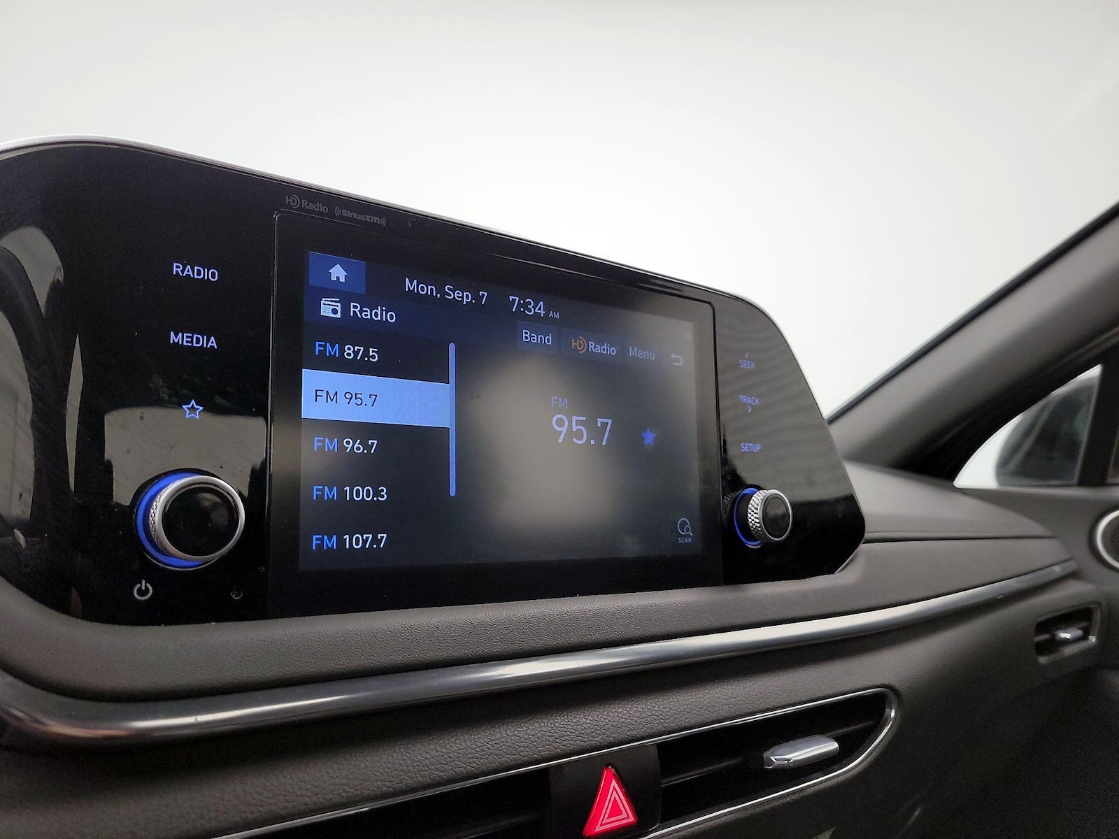 2021 Hyundai Sonata SEL Plus - Photo 16